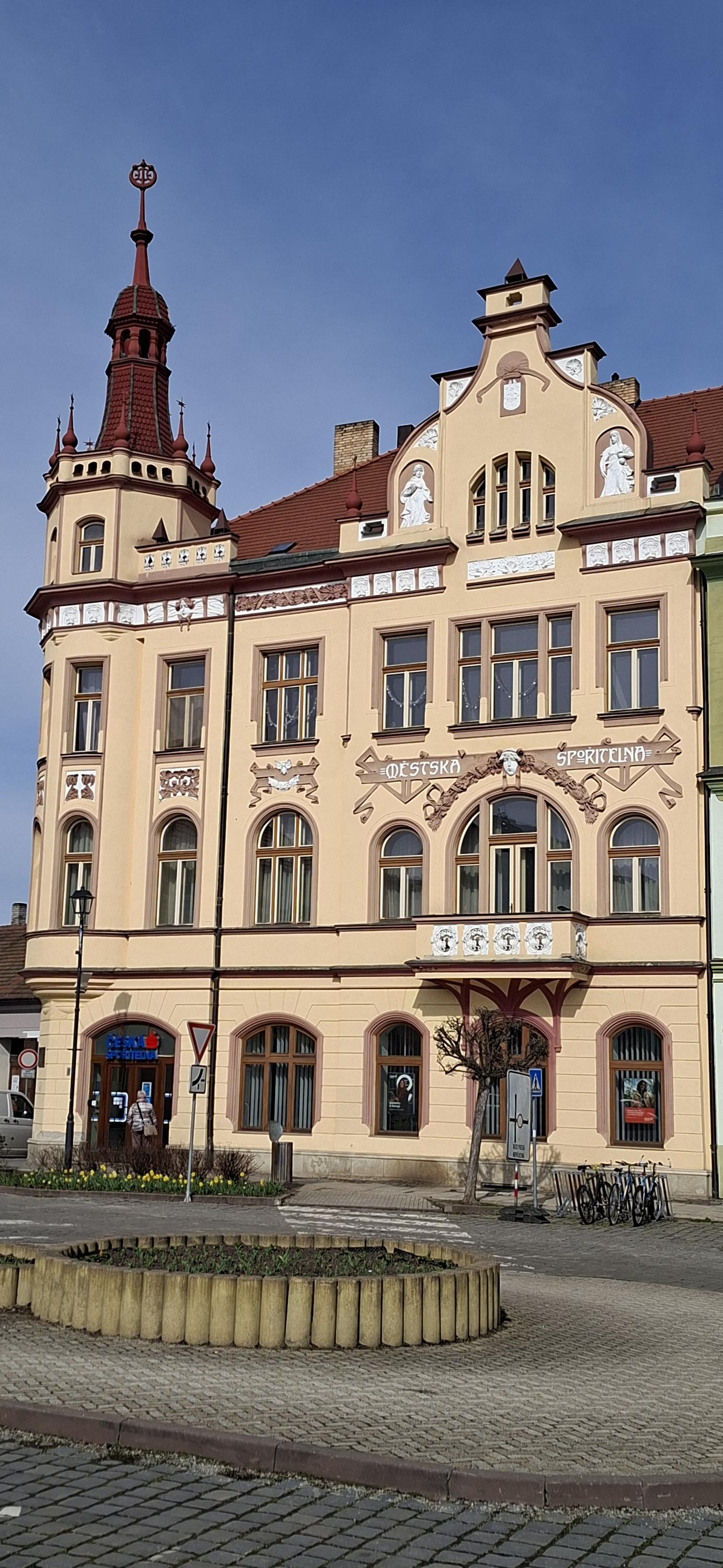 Česká spořitelna, a.s. foto 3