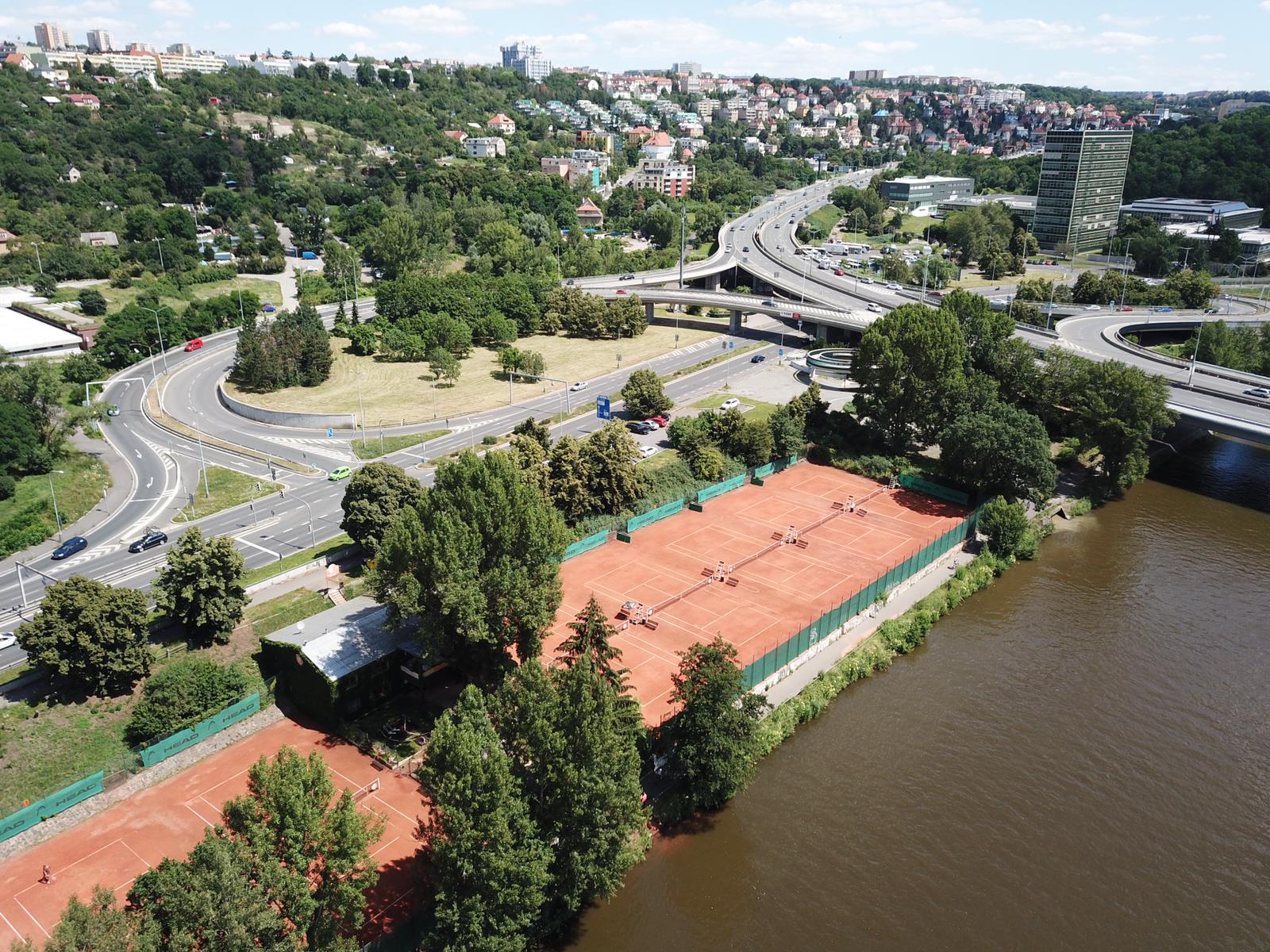 Tenis Baník Praha foto 2