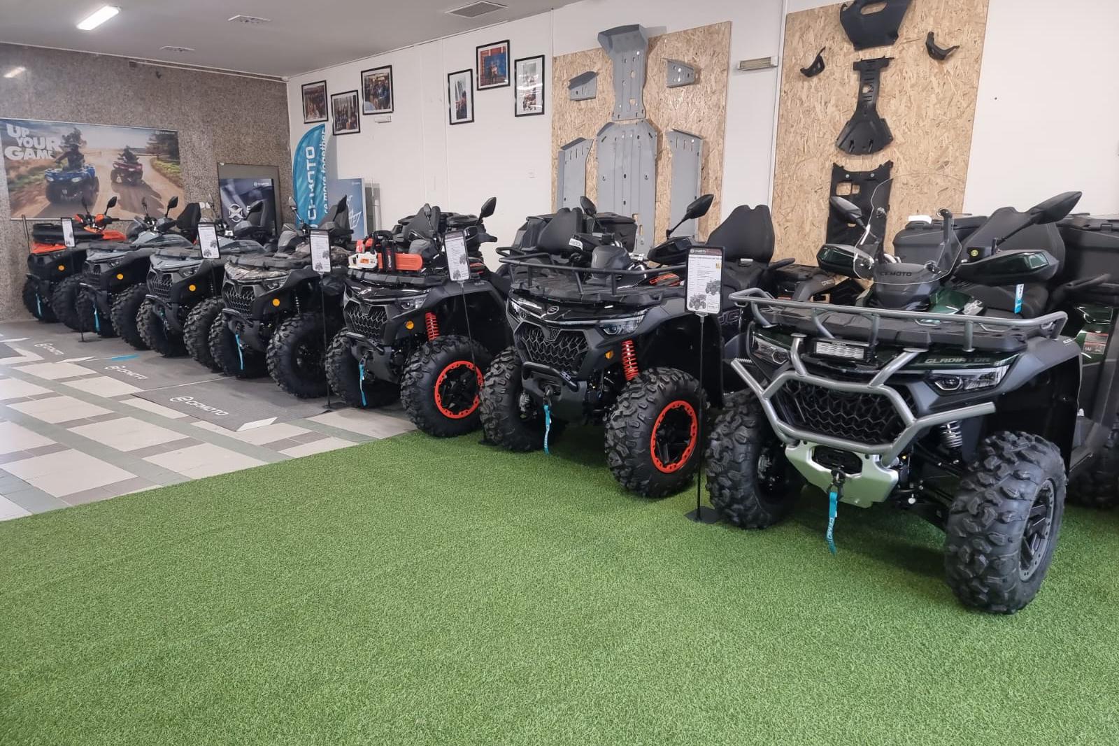 Čtyřkolky a příslušenství na jednom místě