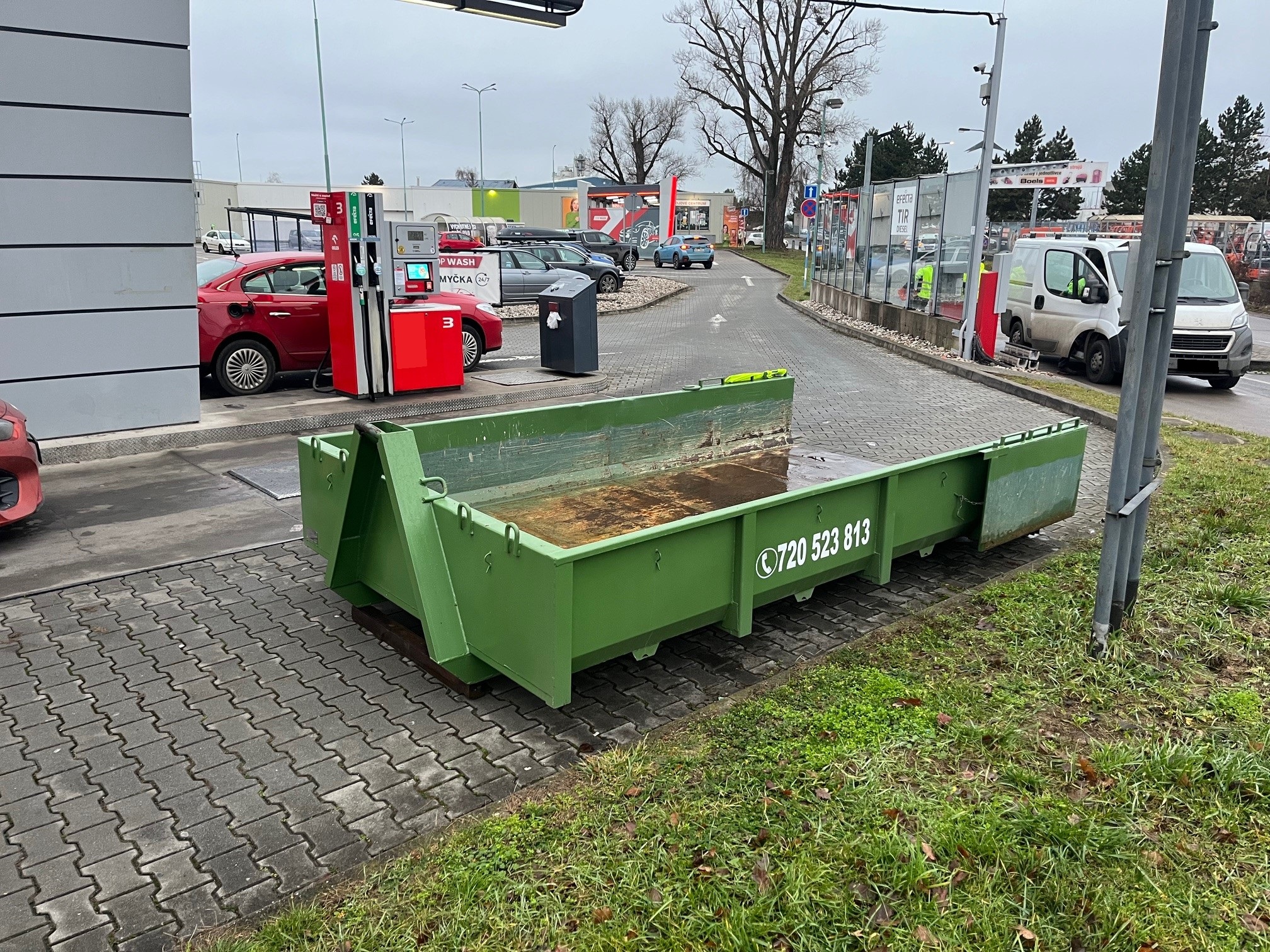 Hradecky kontejner foto 3