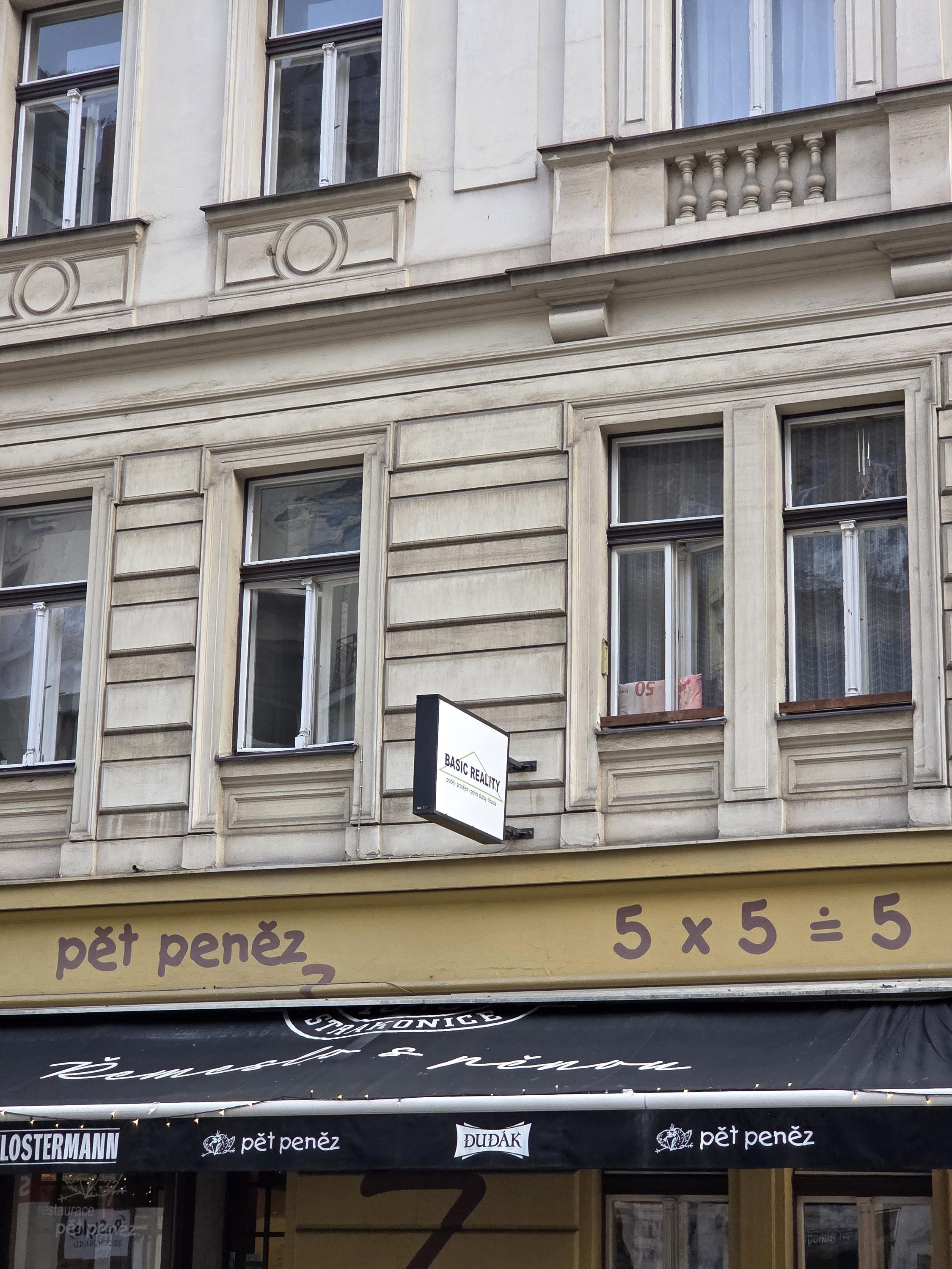 Restaurace Pět peněz foto 3