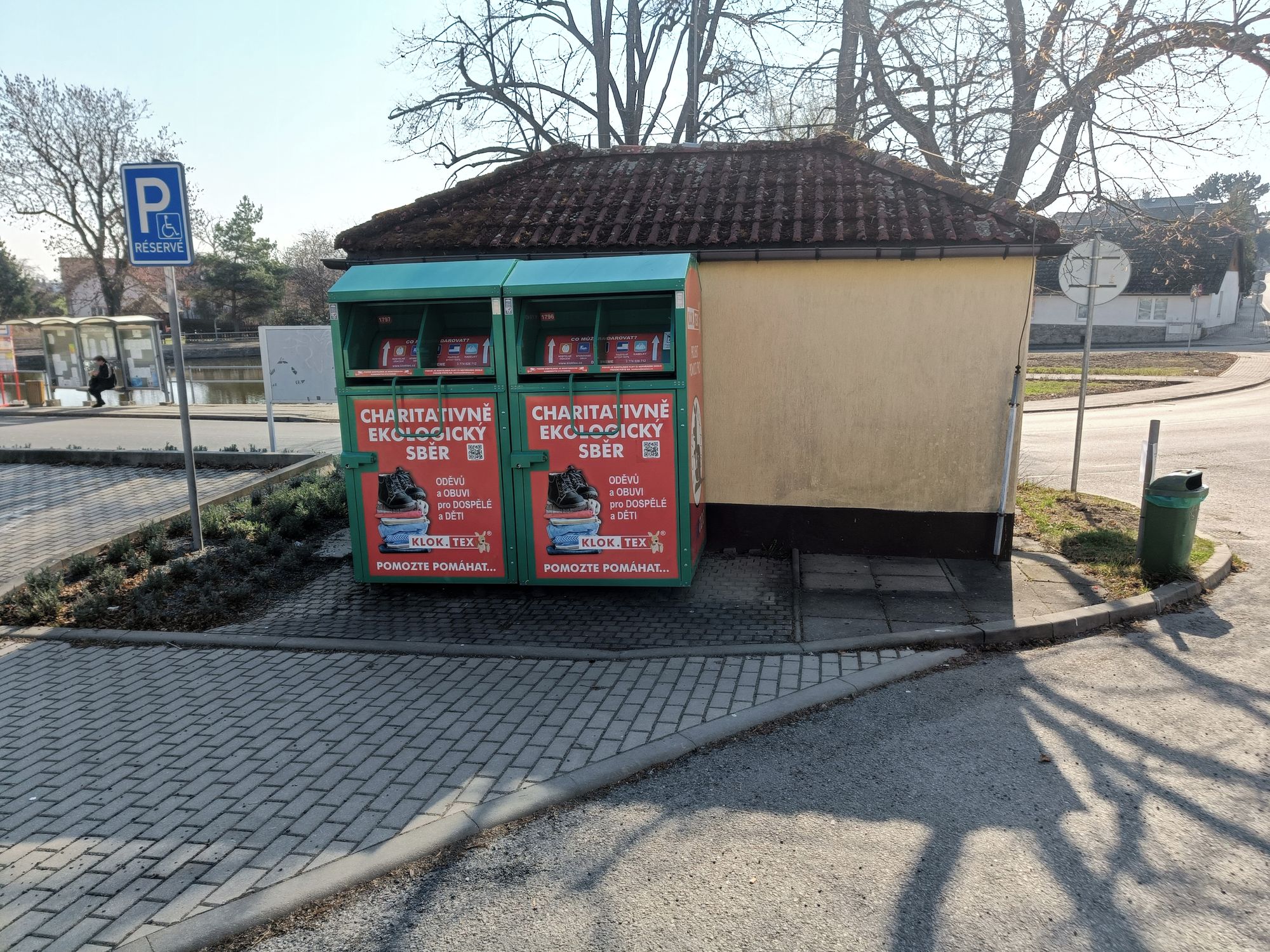 Klok.tex -  Sběr oděvů a obuvi foto 2