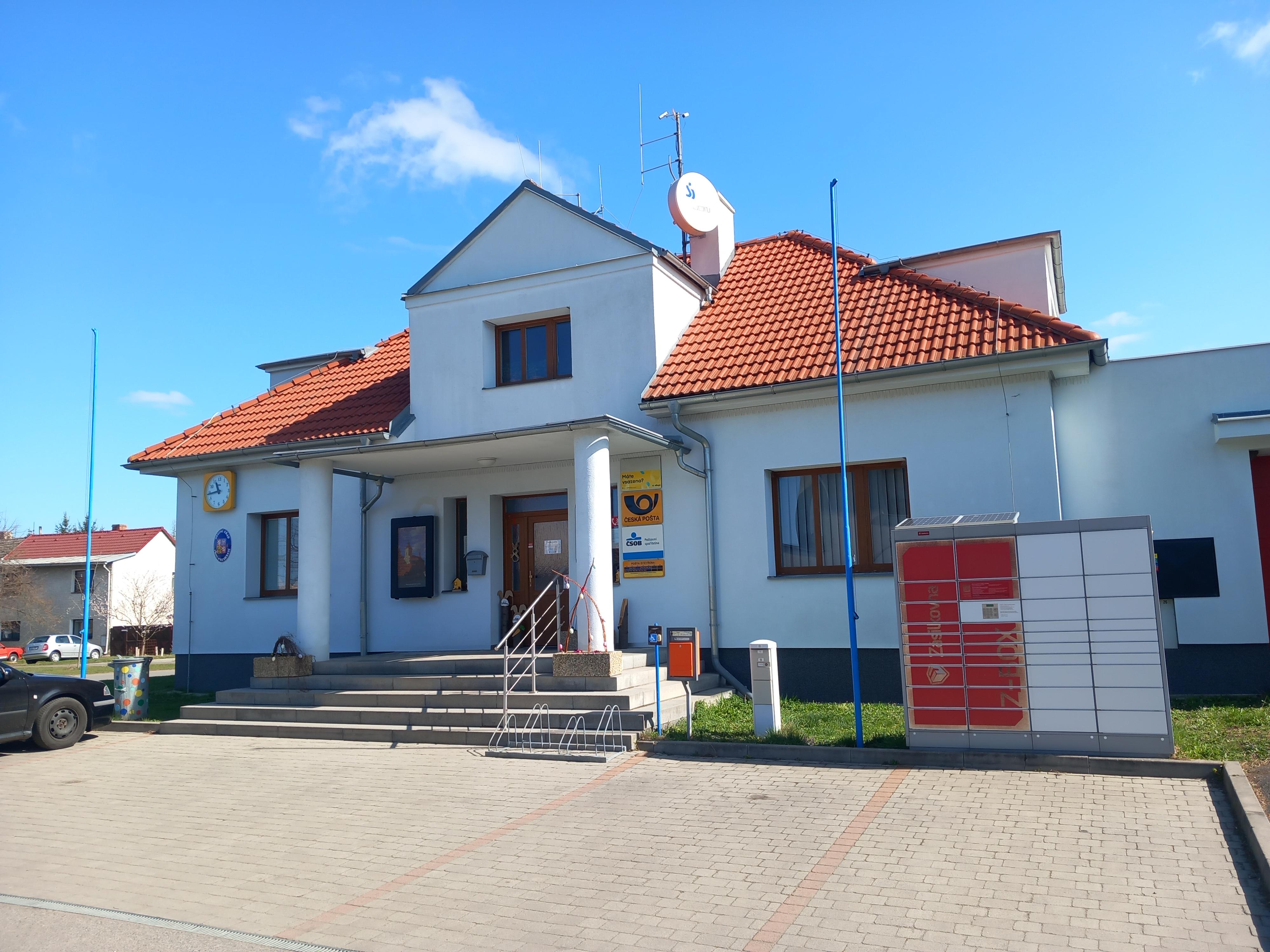 Pňov-Předhradí - obecní úřad foto 2