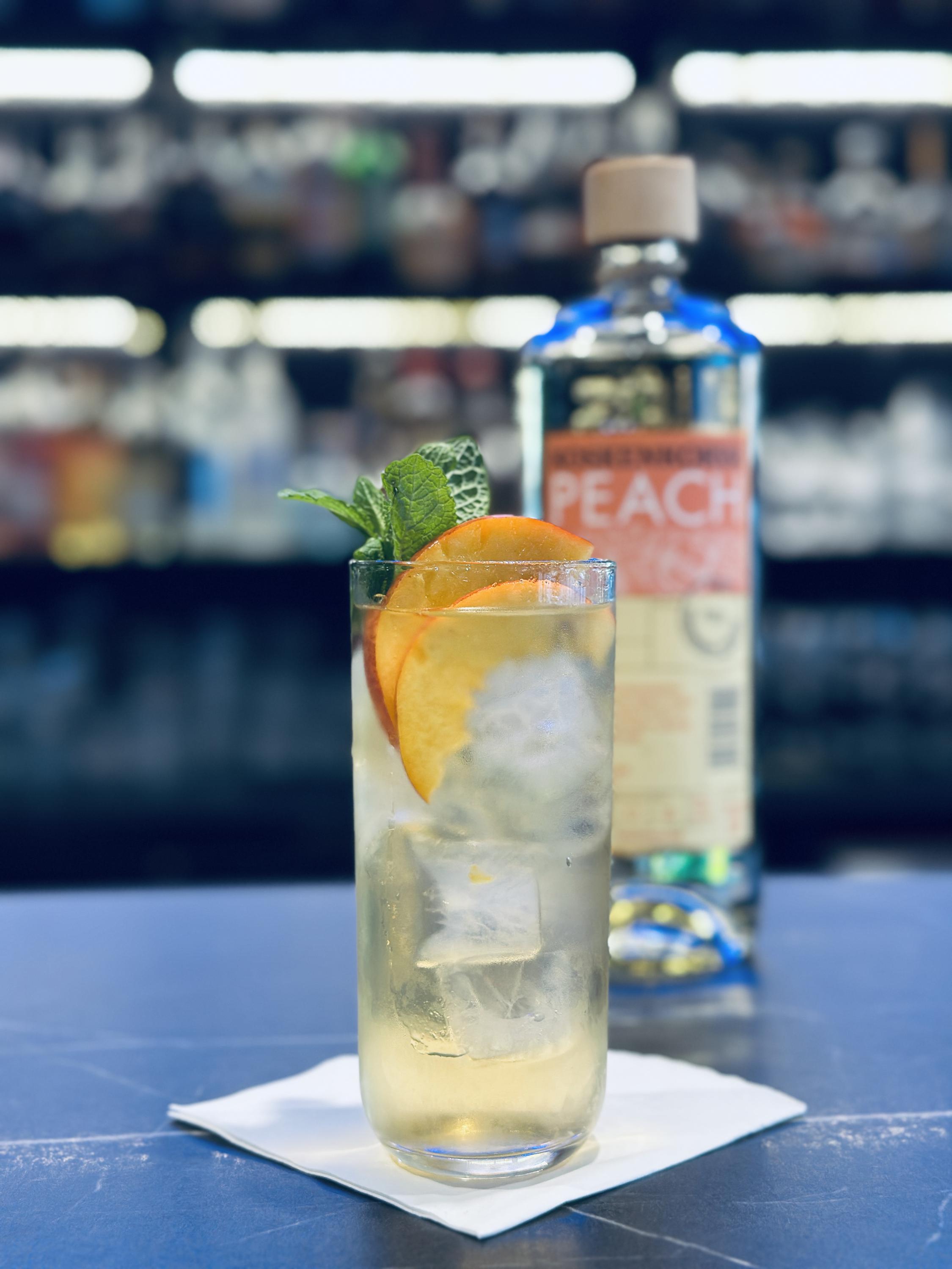 AQ Café & Bar