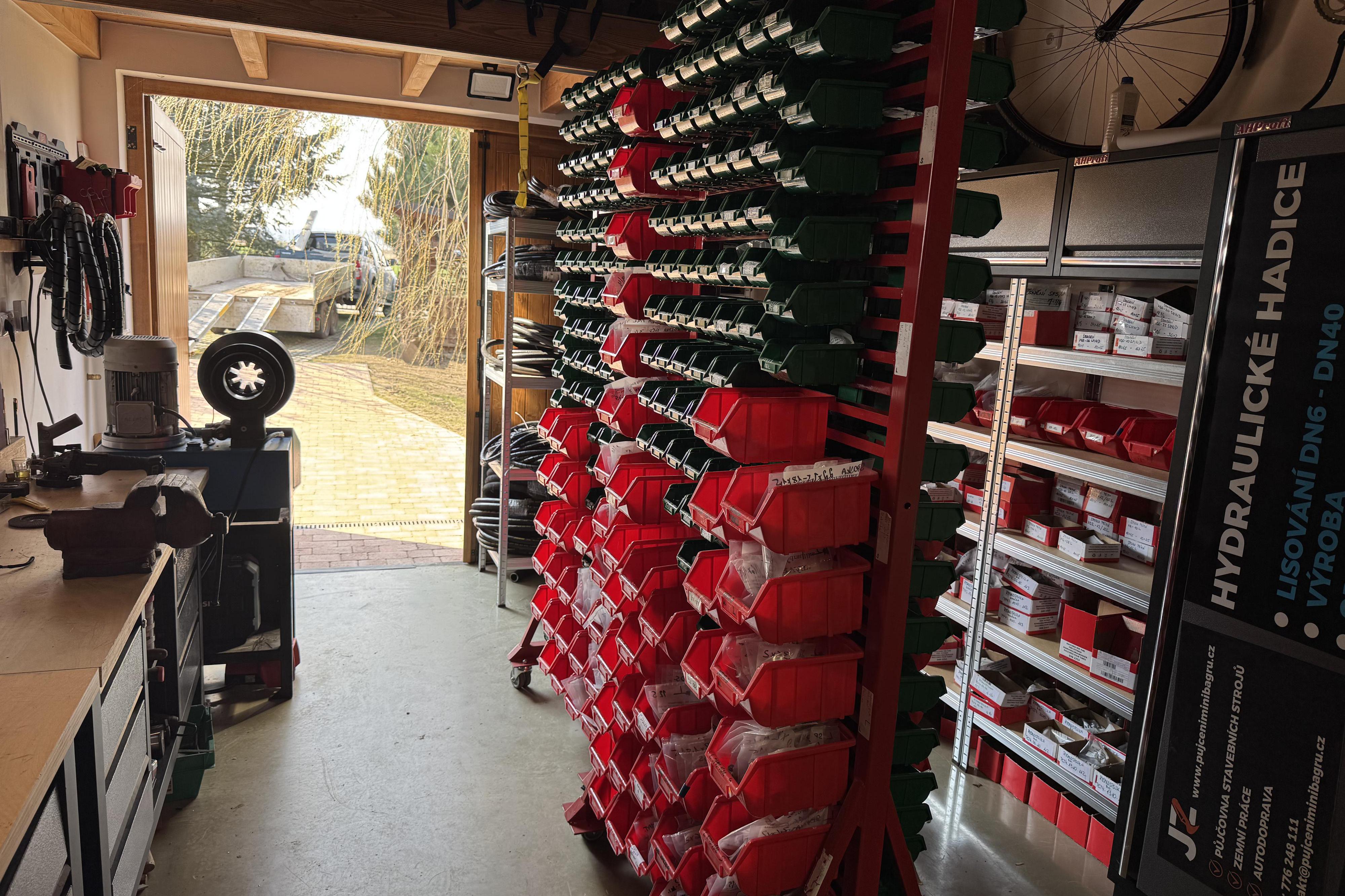 Hydraulika - Jiří Zelenka