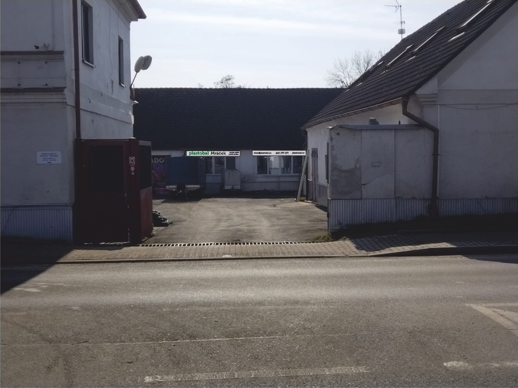 Bohuslav Mráček - plastobal foto 1