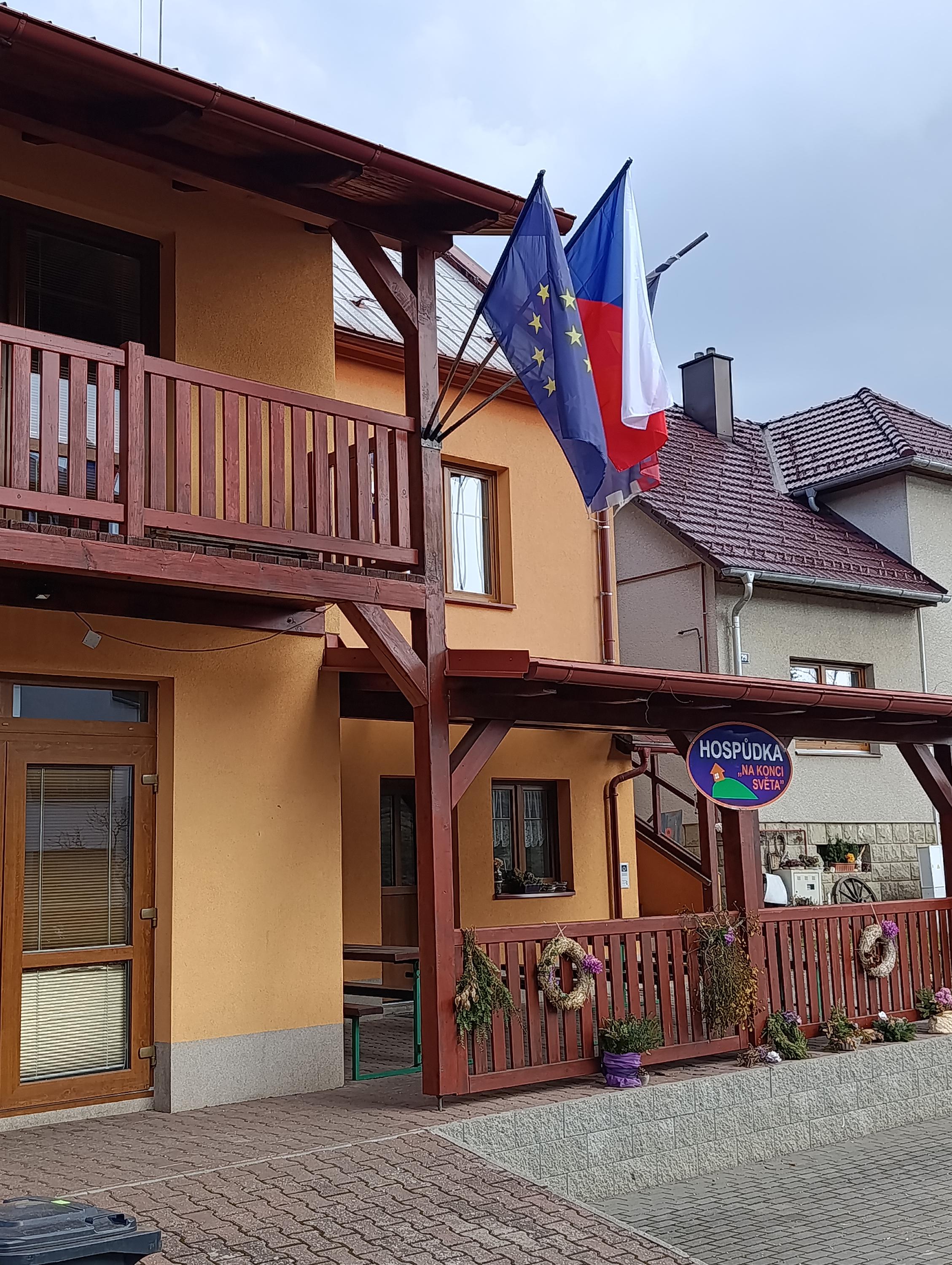 Podhradí - obecní úřad foto 6