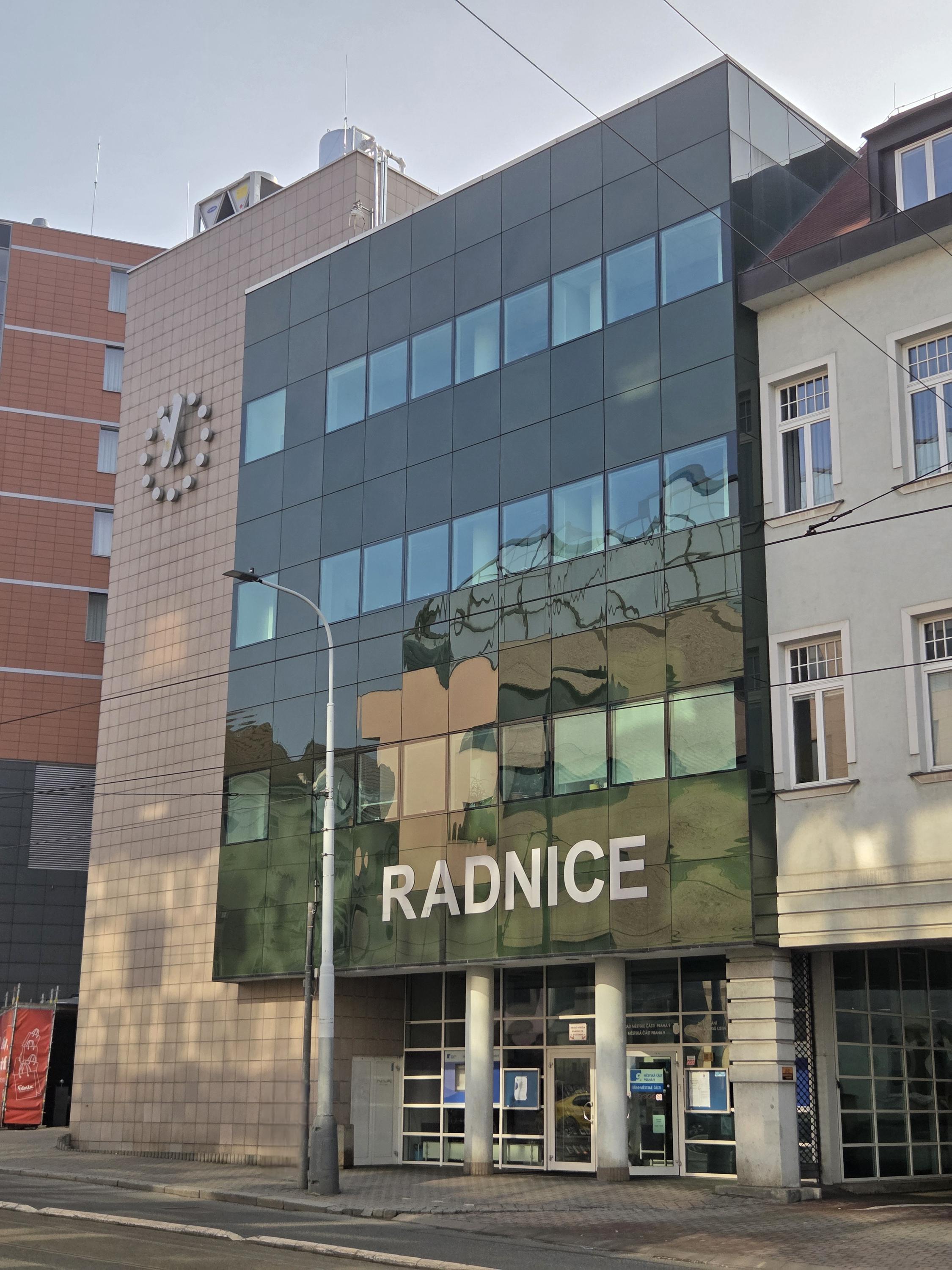 Úřad městské části Praha 9 foto 5