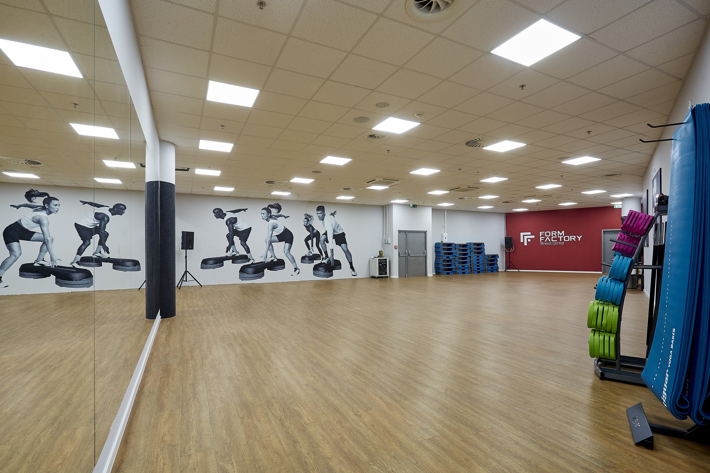 Form Factory Ostrava Avion foto 5