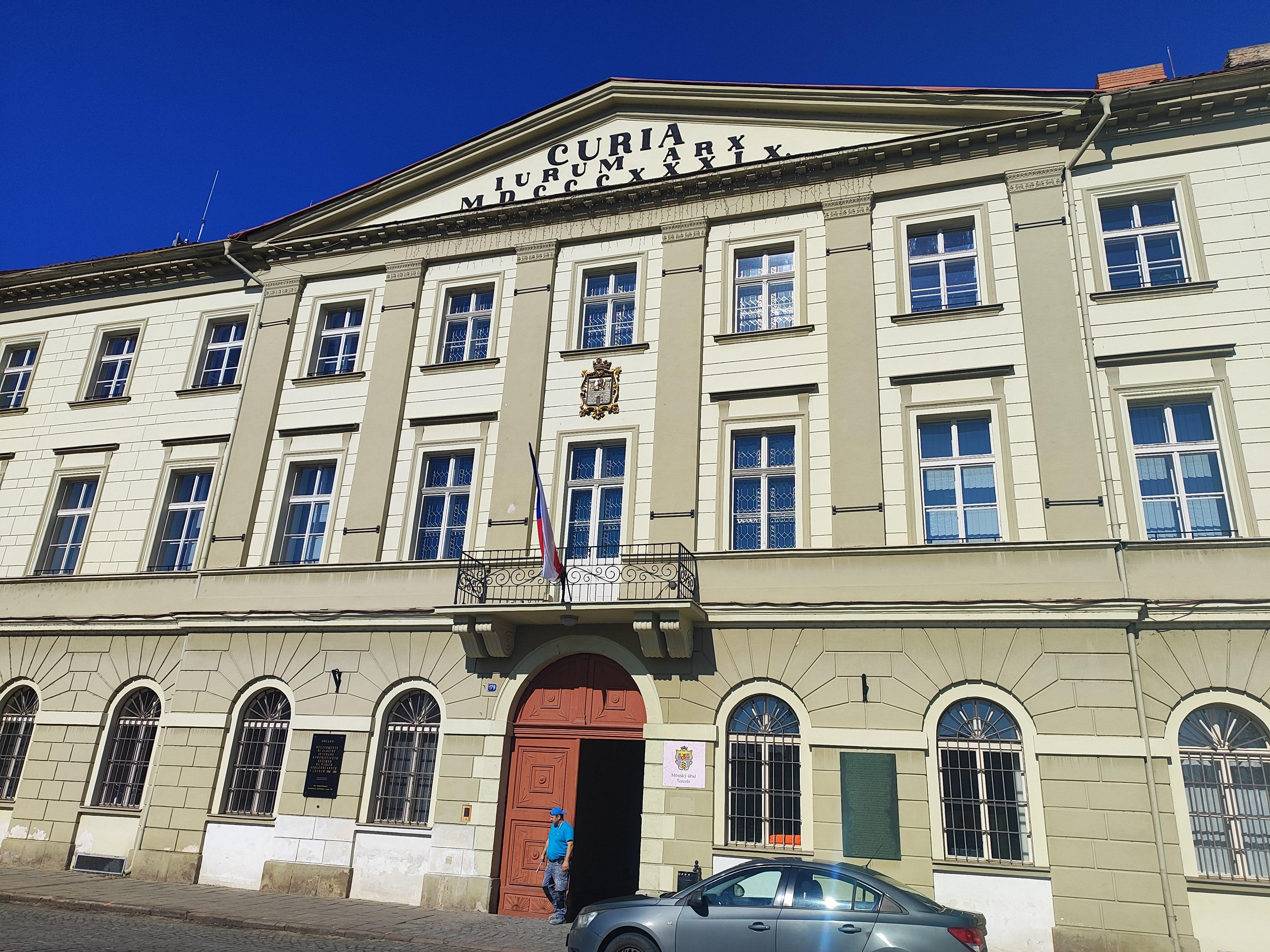 Terezín - městský úřad foto 4