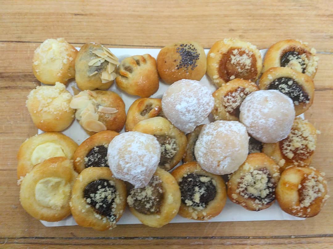 Výroba 13 druhů koláčků