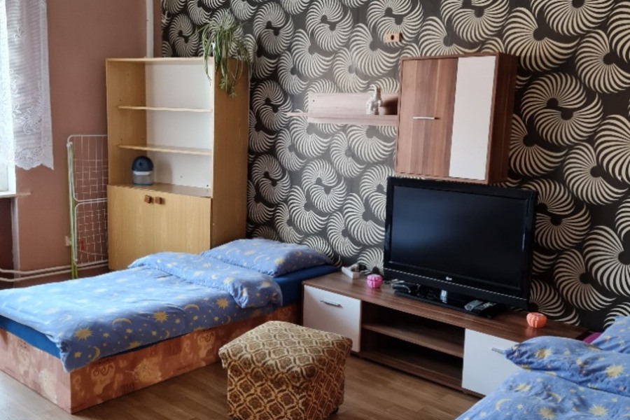 Plně vybavený byt 2+1 (cca 85 m2)