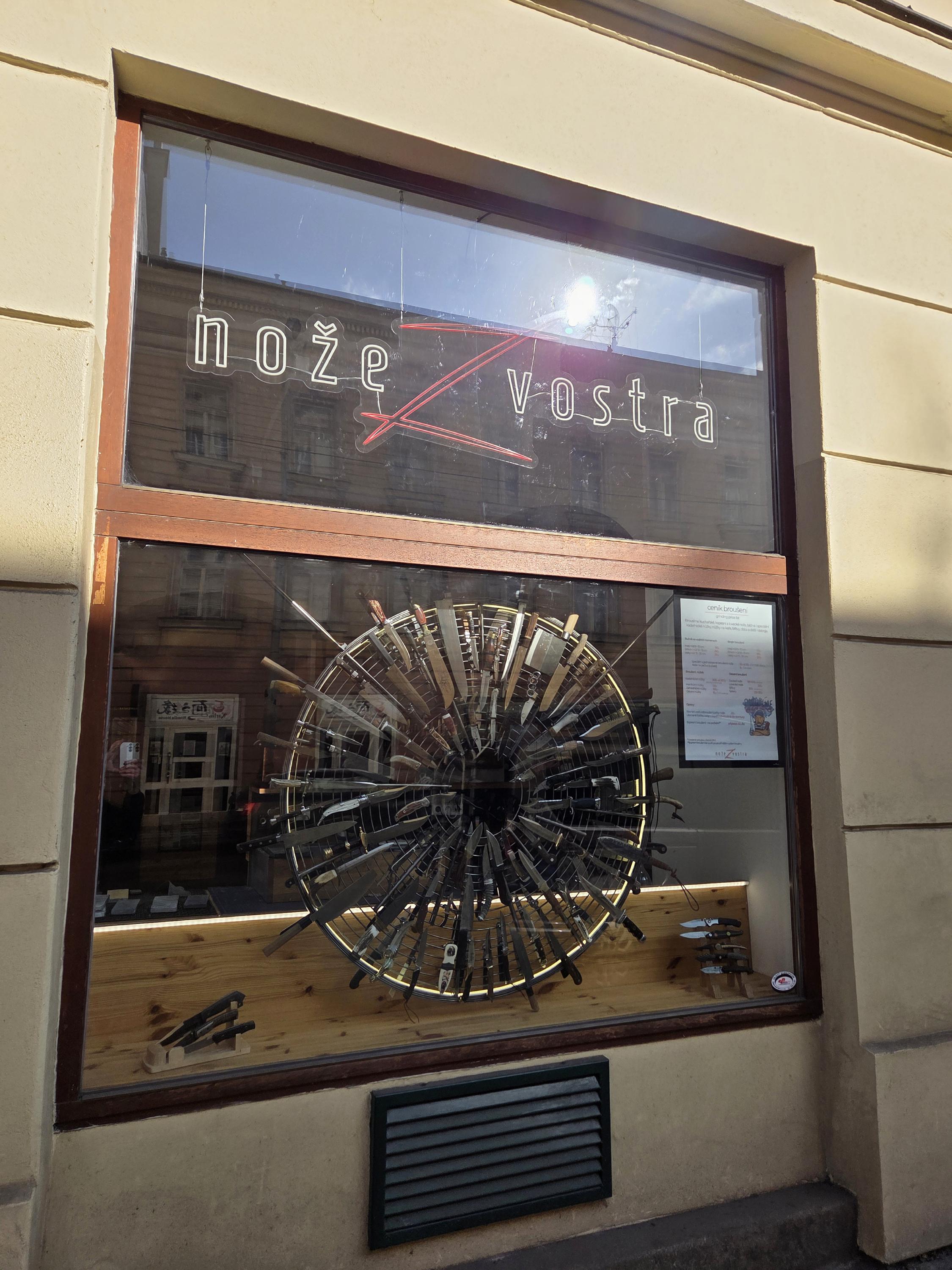 Nože zVostra foto 3