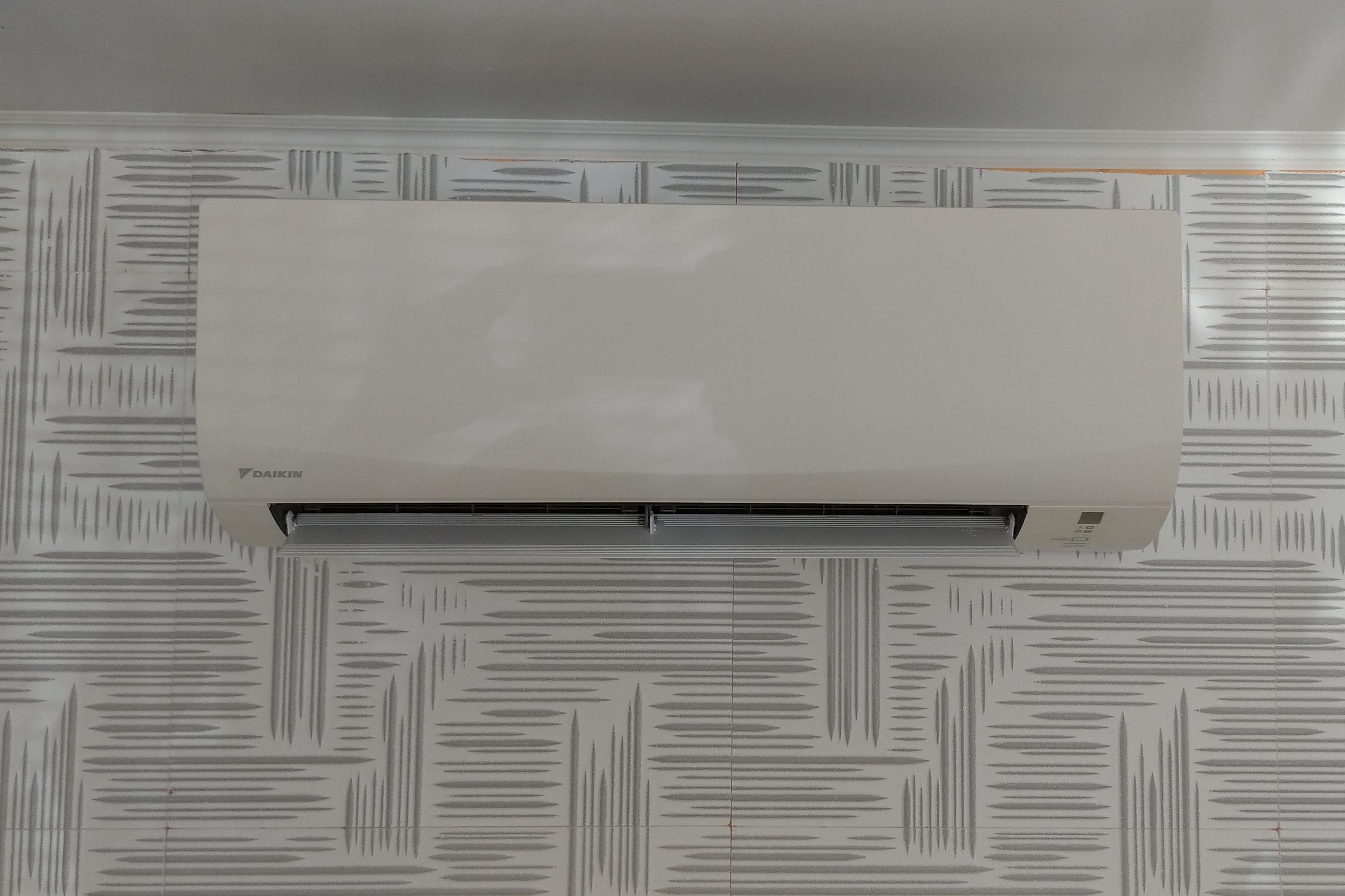 Klimatizace DAIKIN s montáží za 28 669 Kč komplet.