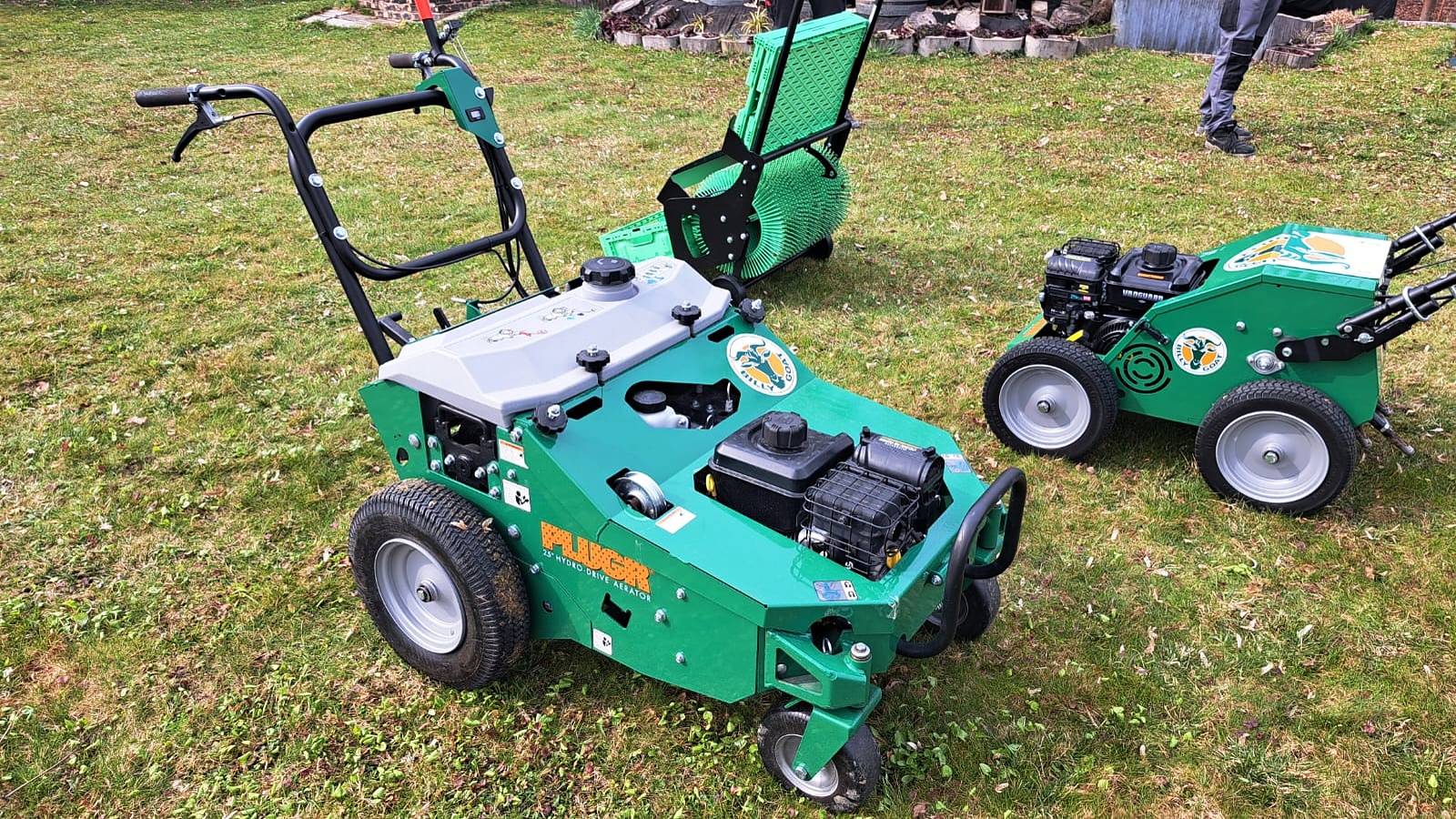 Aerifikace a topdressing trávníku