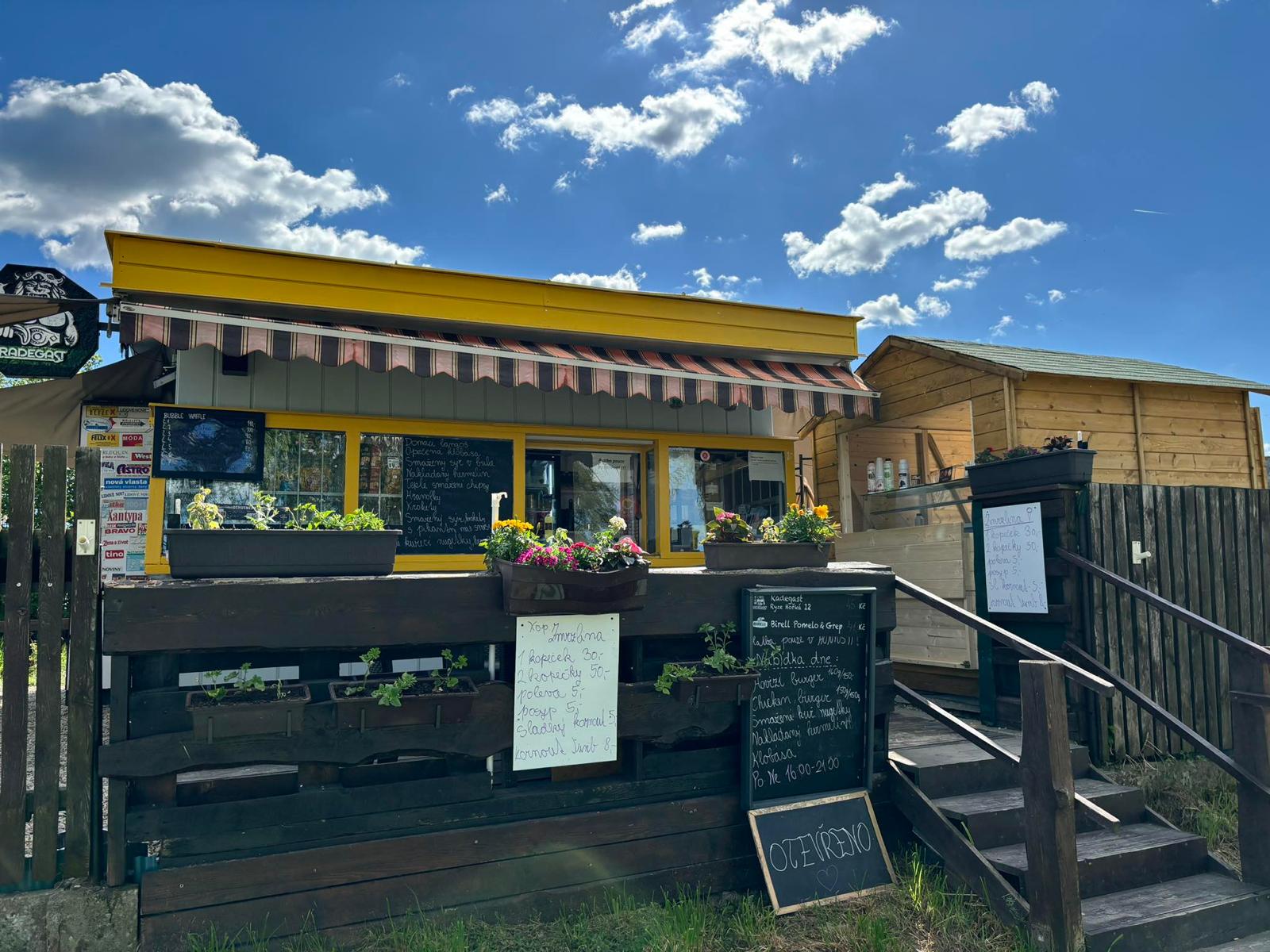 Kiosek u cyklostezky foto 4