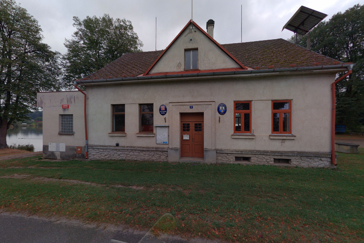 Hatín - obecní úřad foto 4