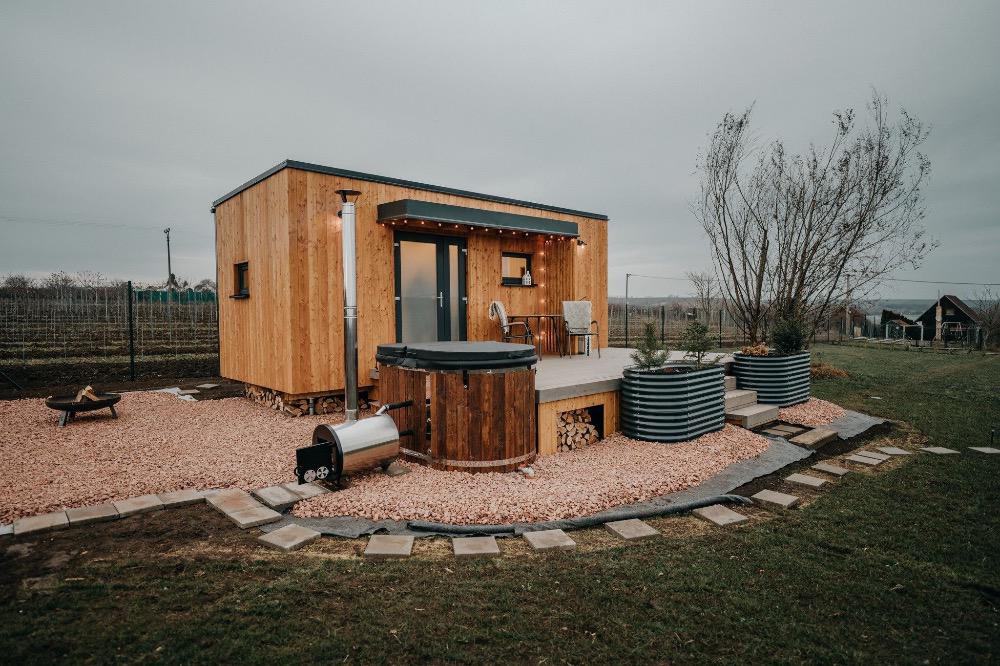 Glamping pod vrbou
