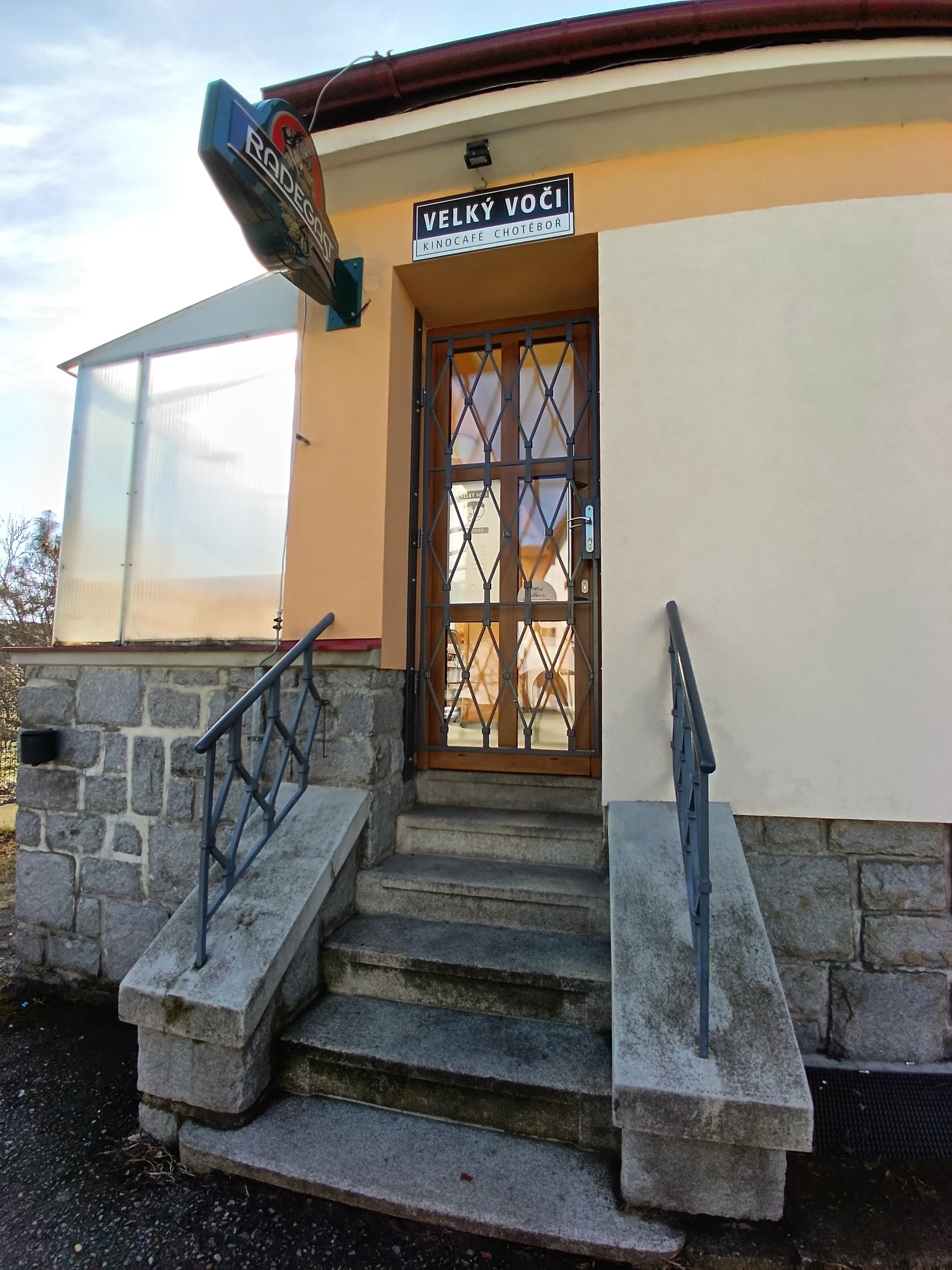 KinoCafé VELKÝ VOČI foto 6