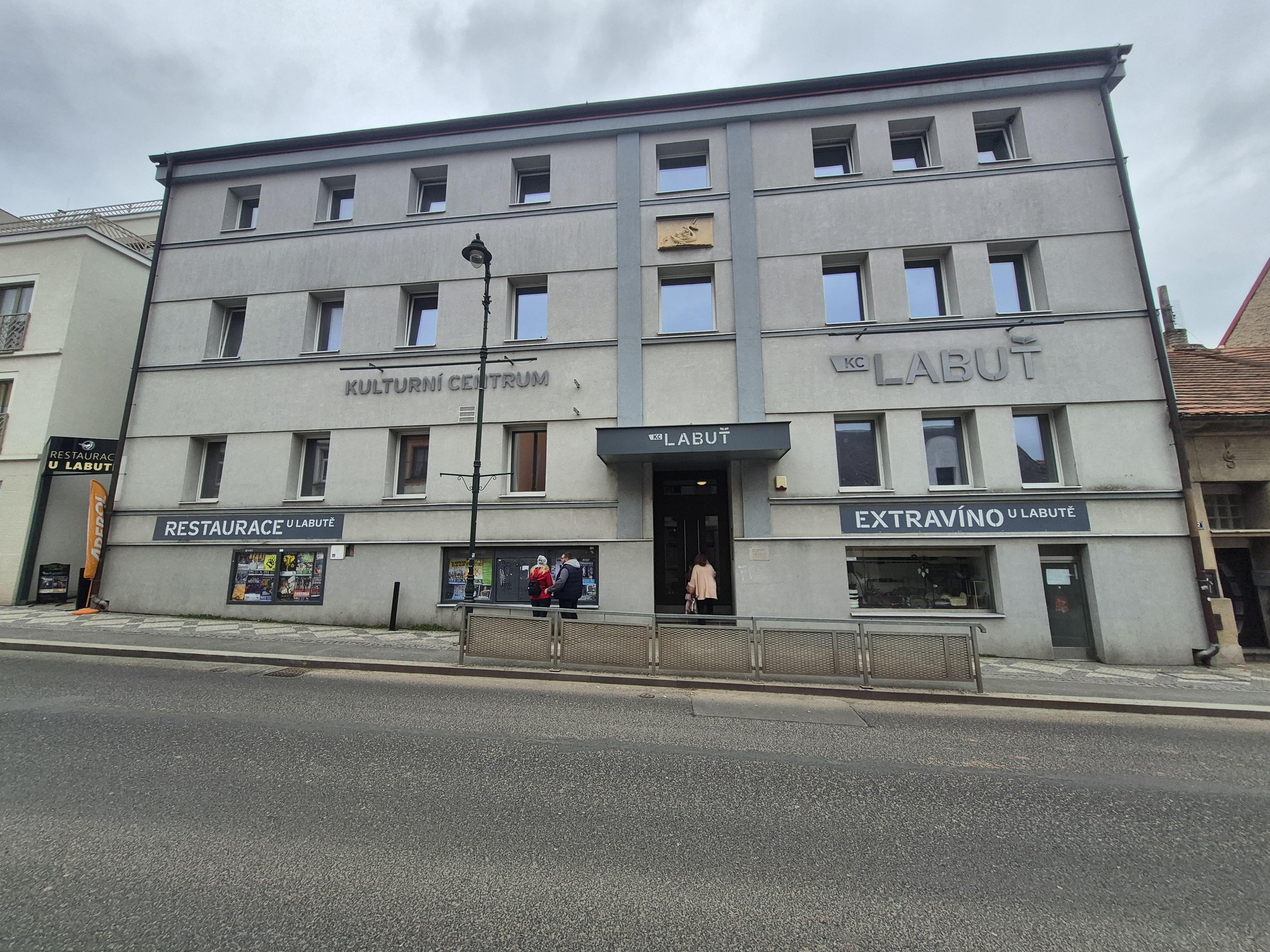 Kulturní centrum Labuť Říčany foto 5