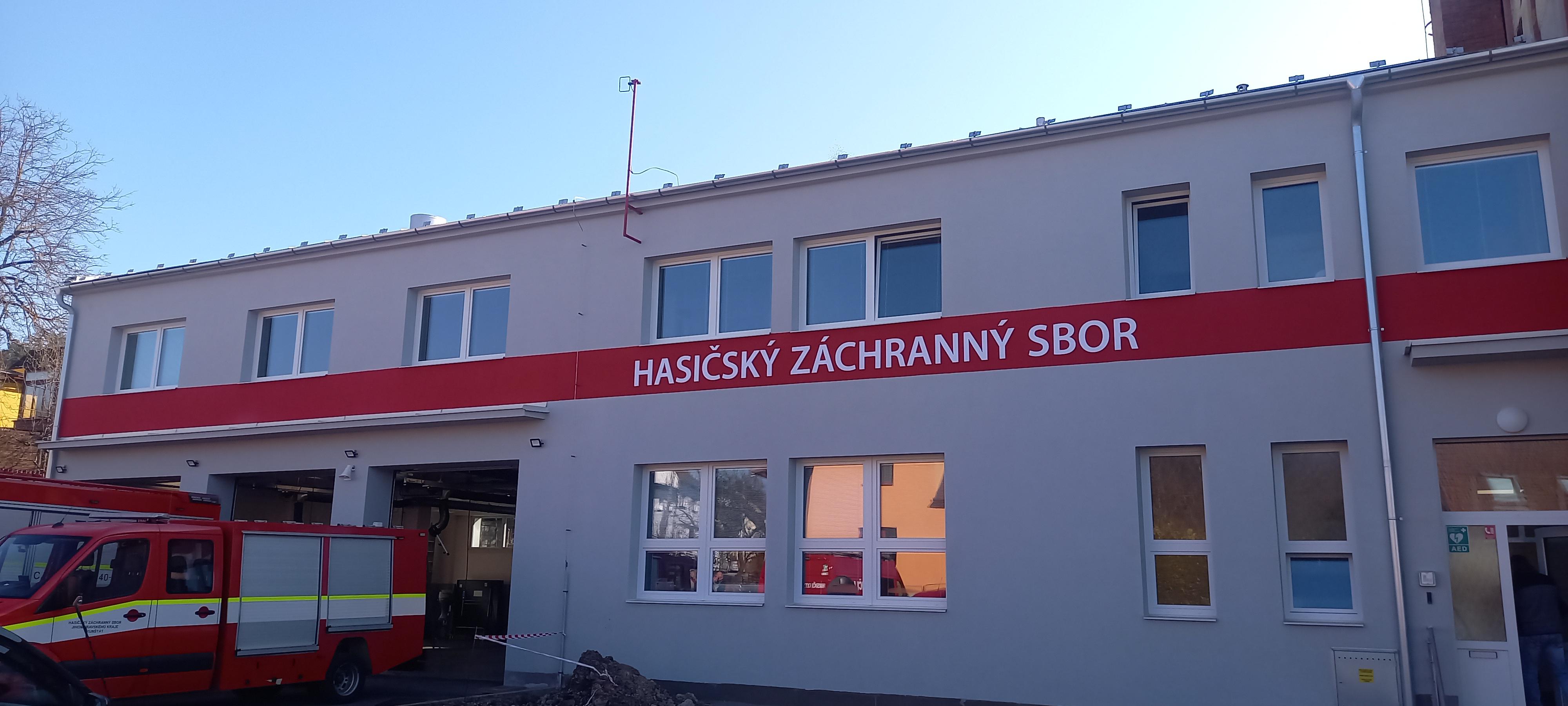 Hasičský záchranný sbor Jihomoravského kraje - Požární stanice Kunštát foto 2