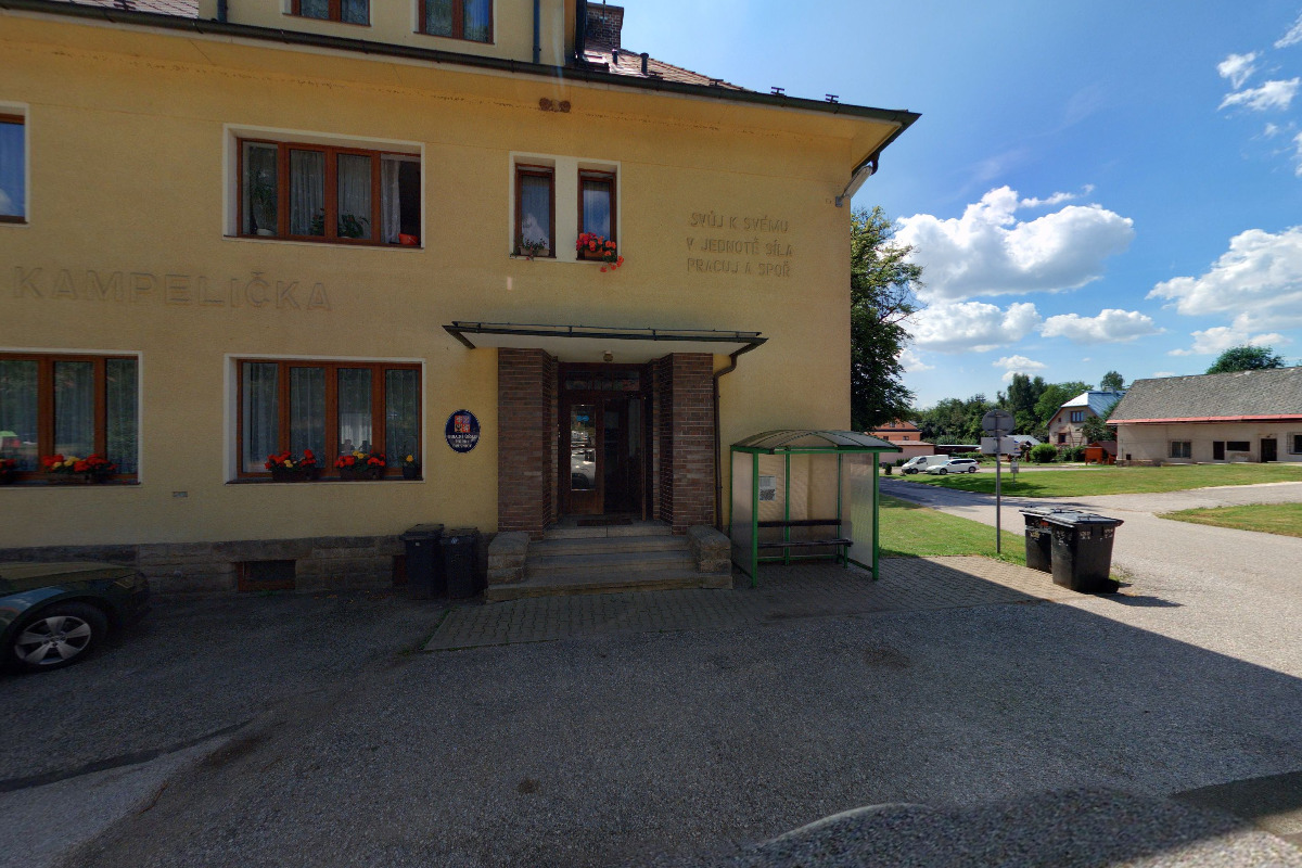 Horní Brusnice - obecní úřad foto 5