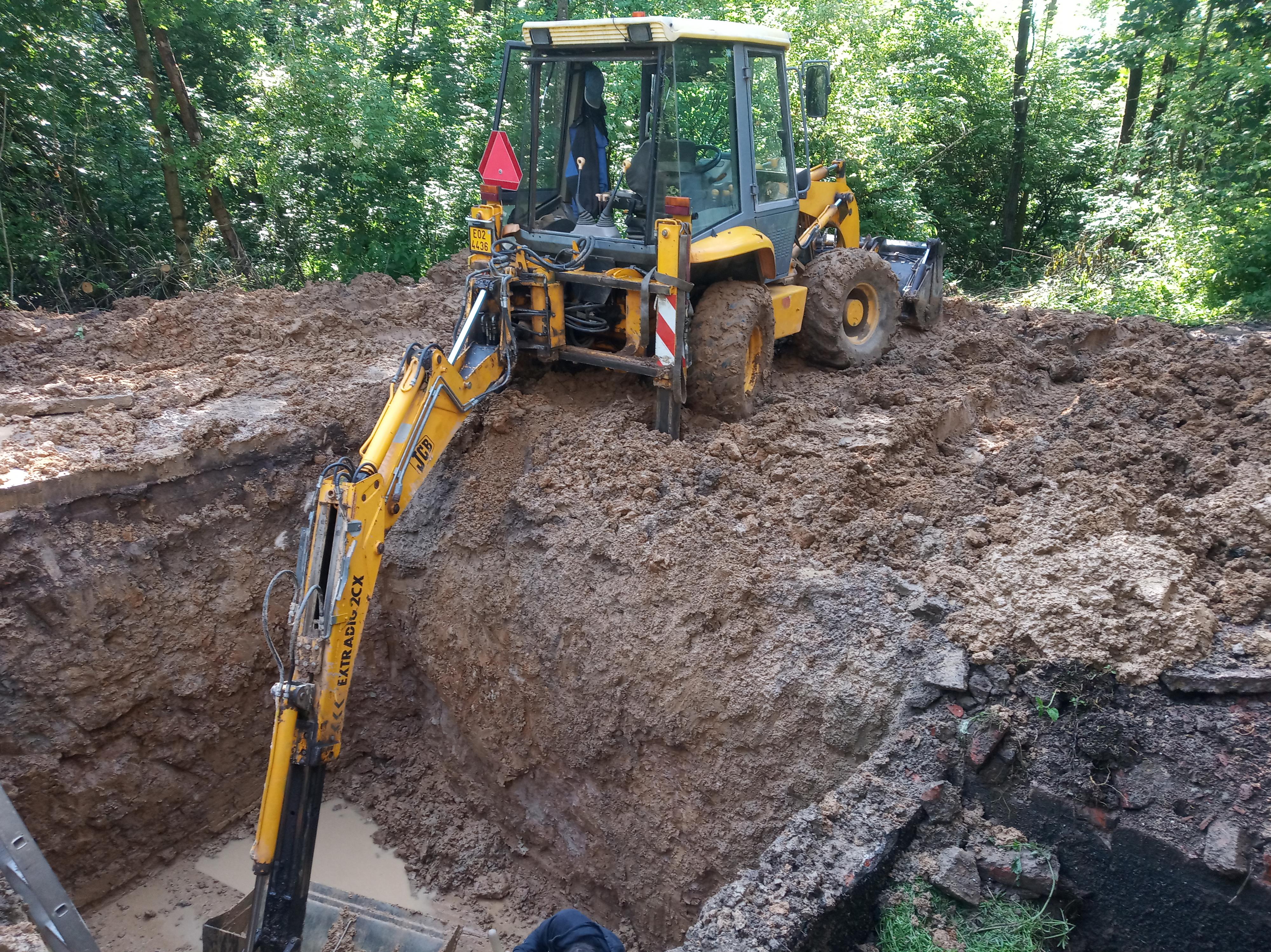 Seryn Bořivoj - Zemní práce foto 4
