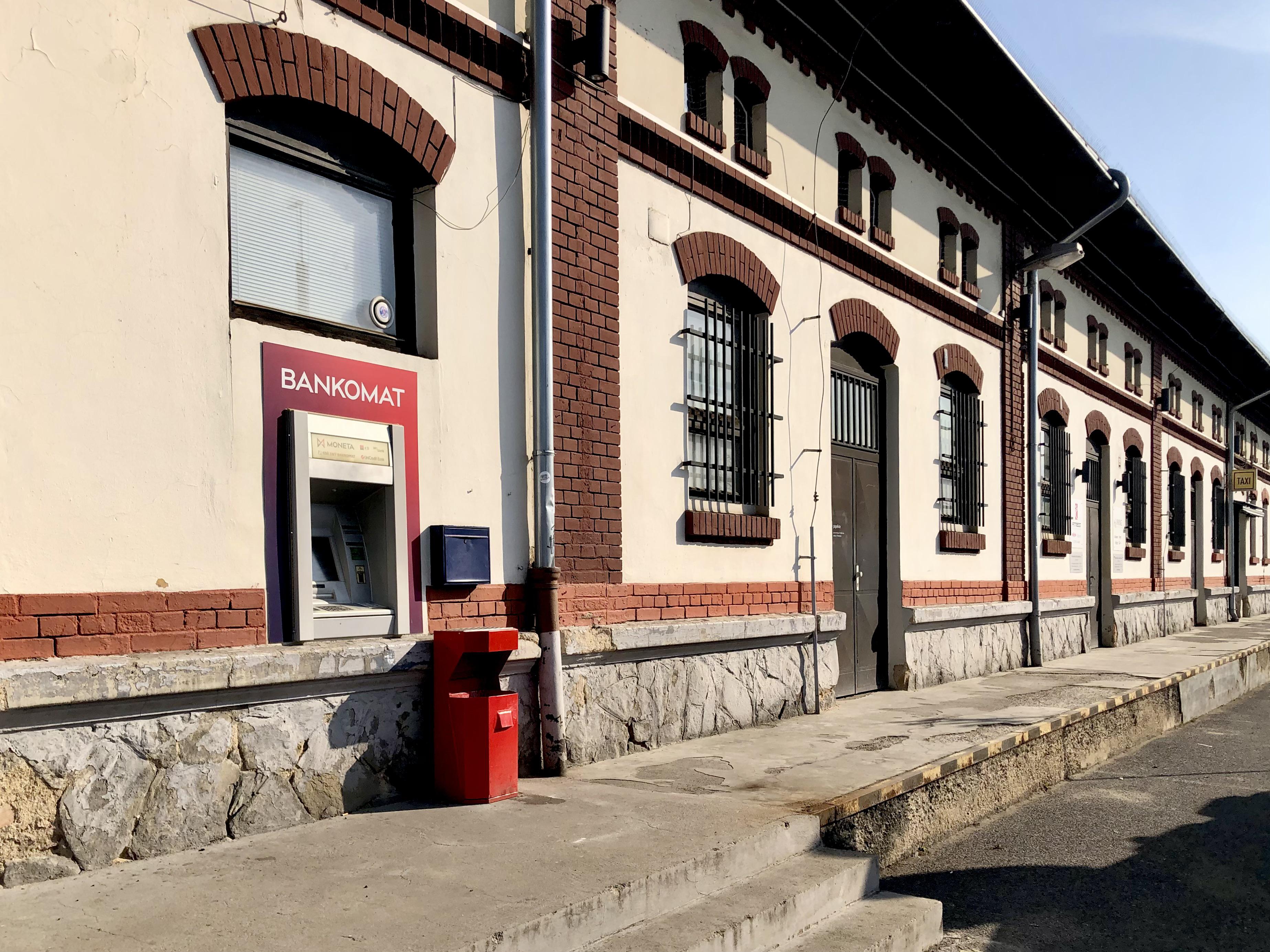 Bankomat MONETA Money Bank foto 5