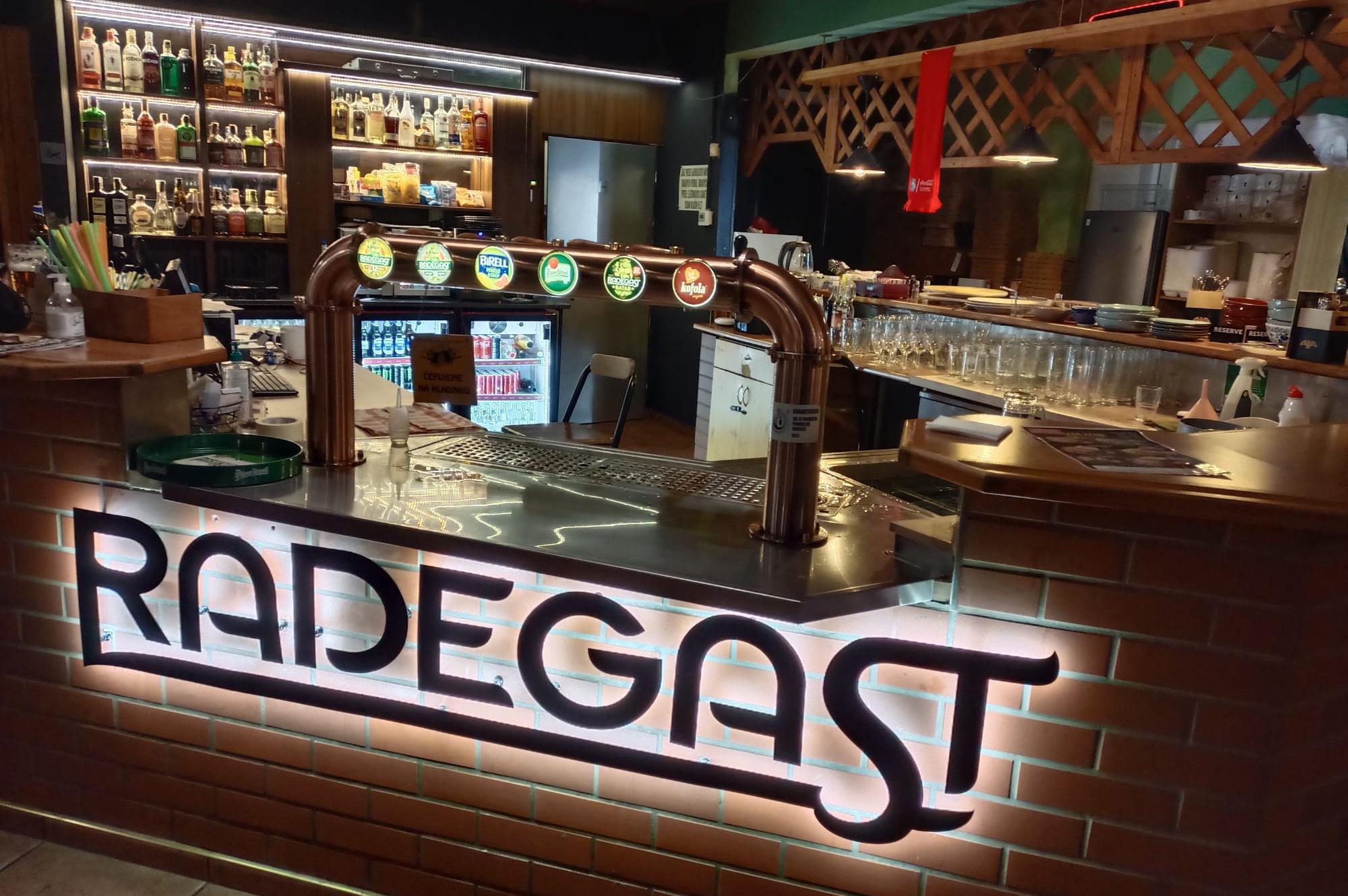 KEN KEN Pub & Restaurant