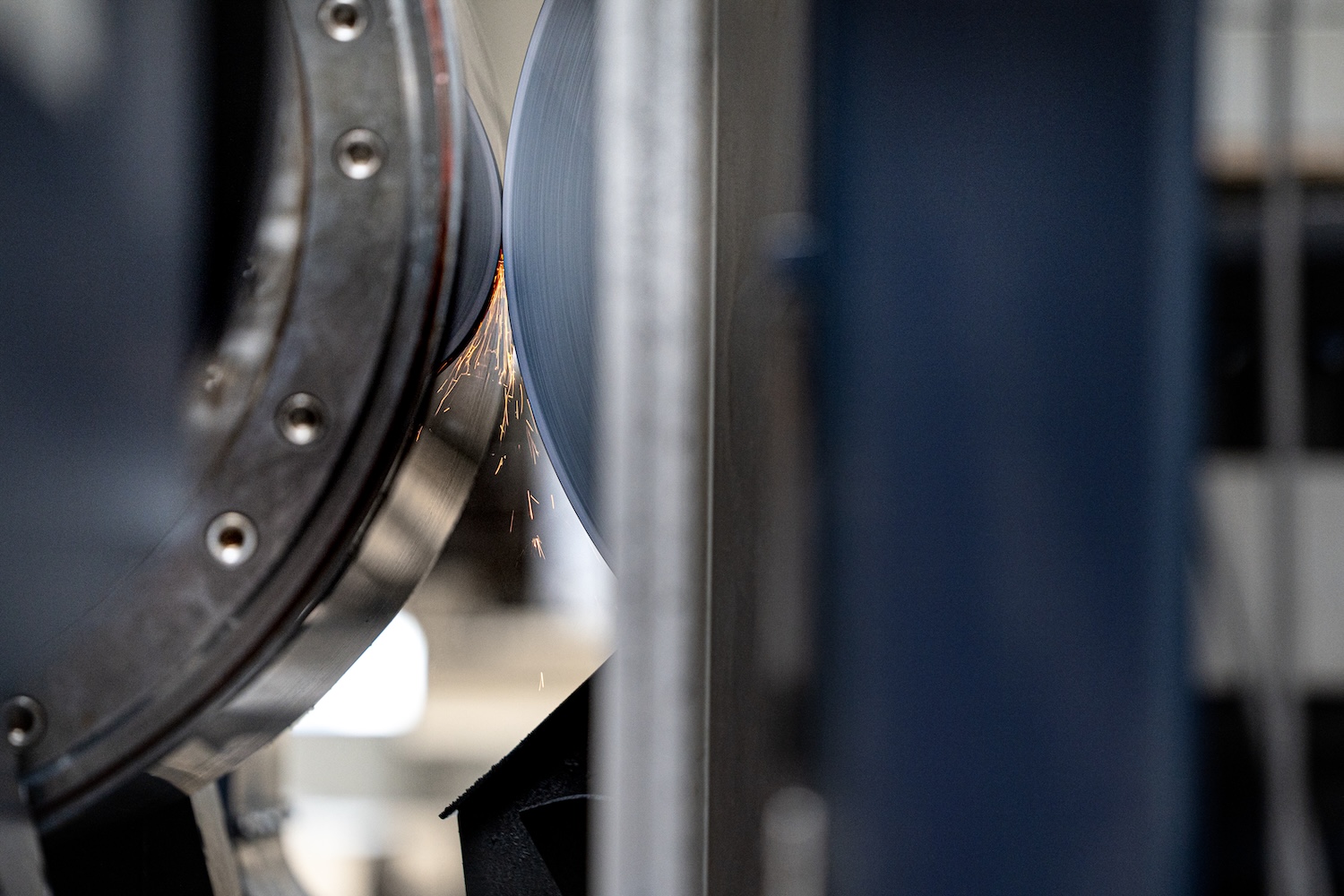 Broušení pracovního válce