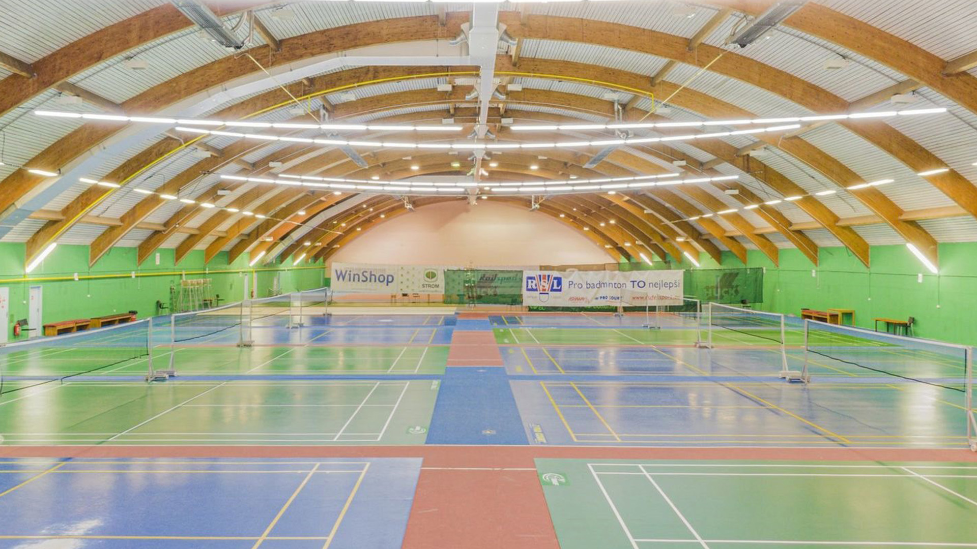 Sportovní multifunkční centrum Radonice foto 3