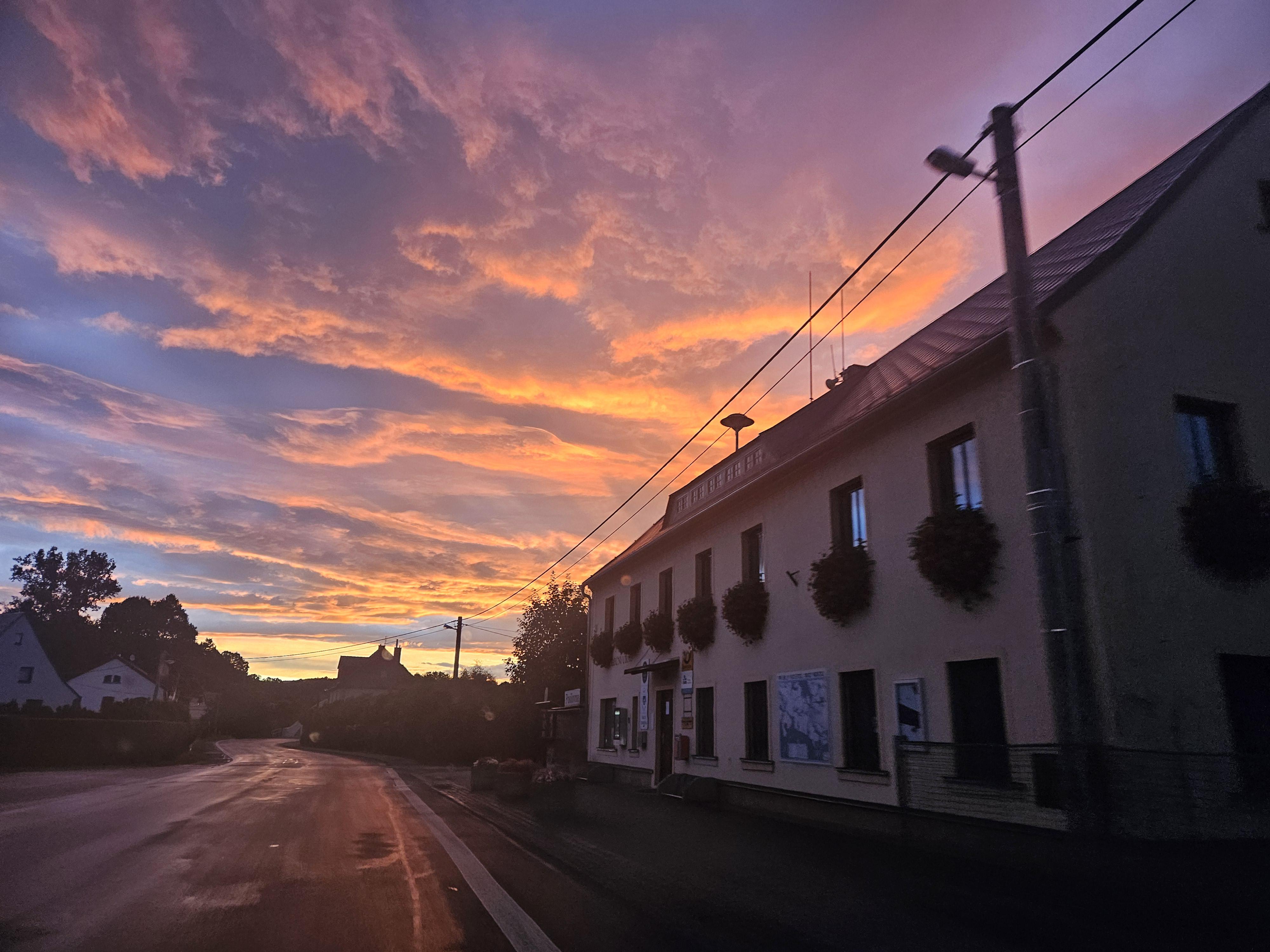 Bílý Kostel nad Nisou - obecní úřad foto 5