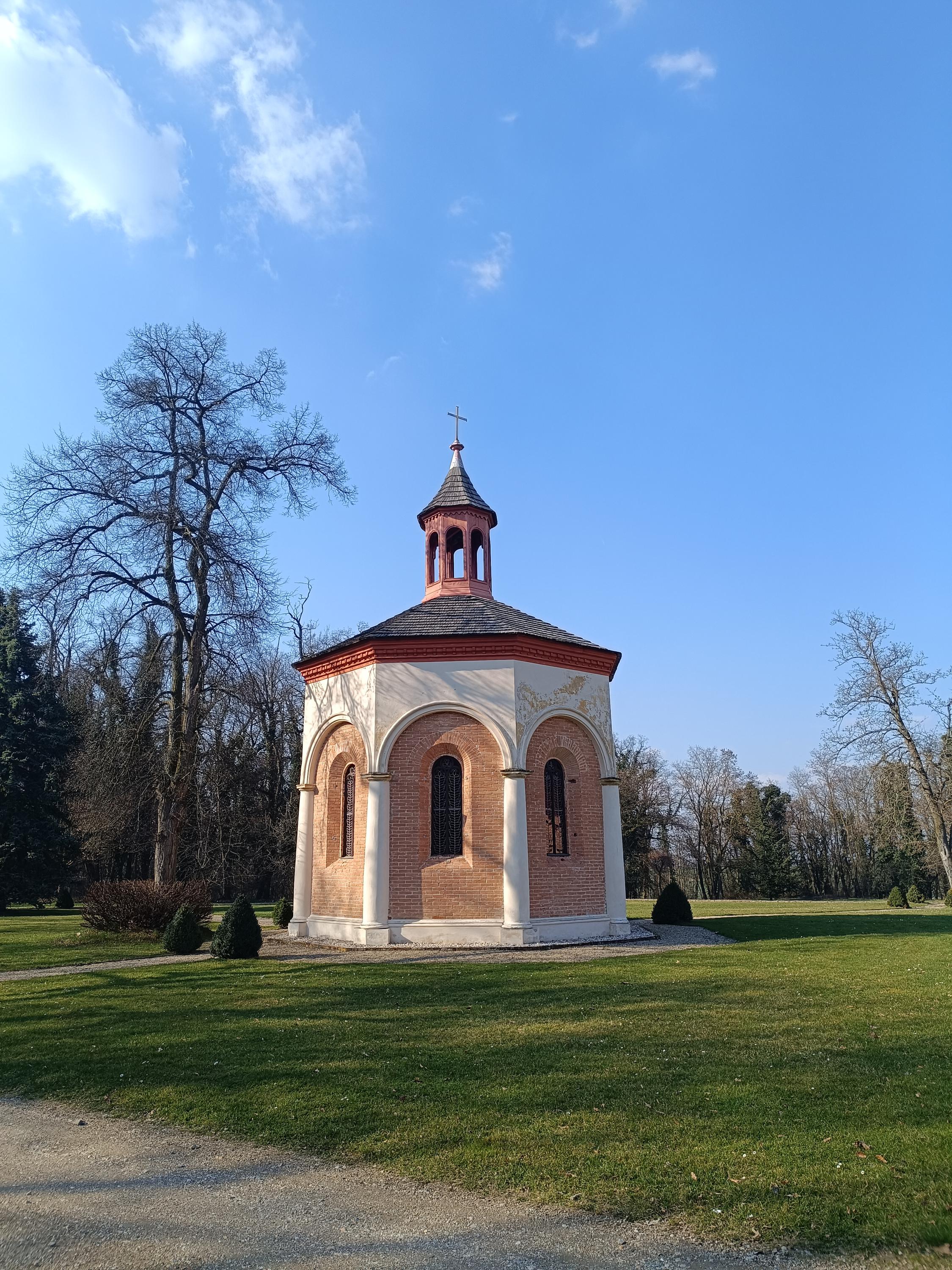 ZÁMEK BON REPOS, spol. s r.o. foto 3