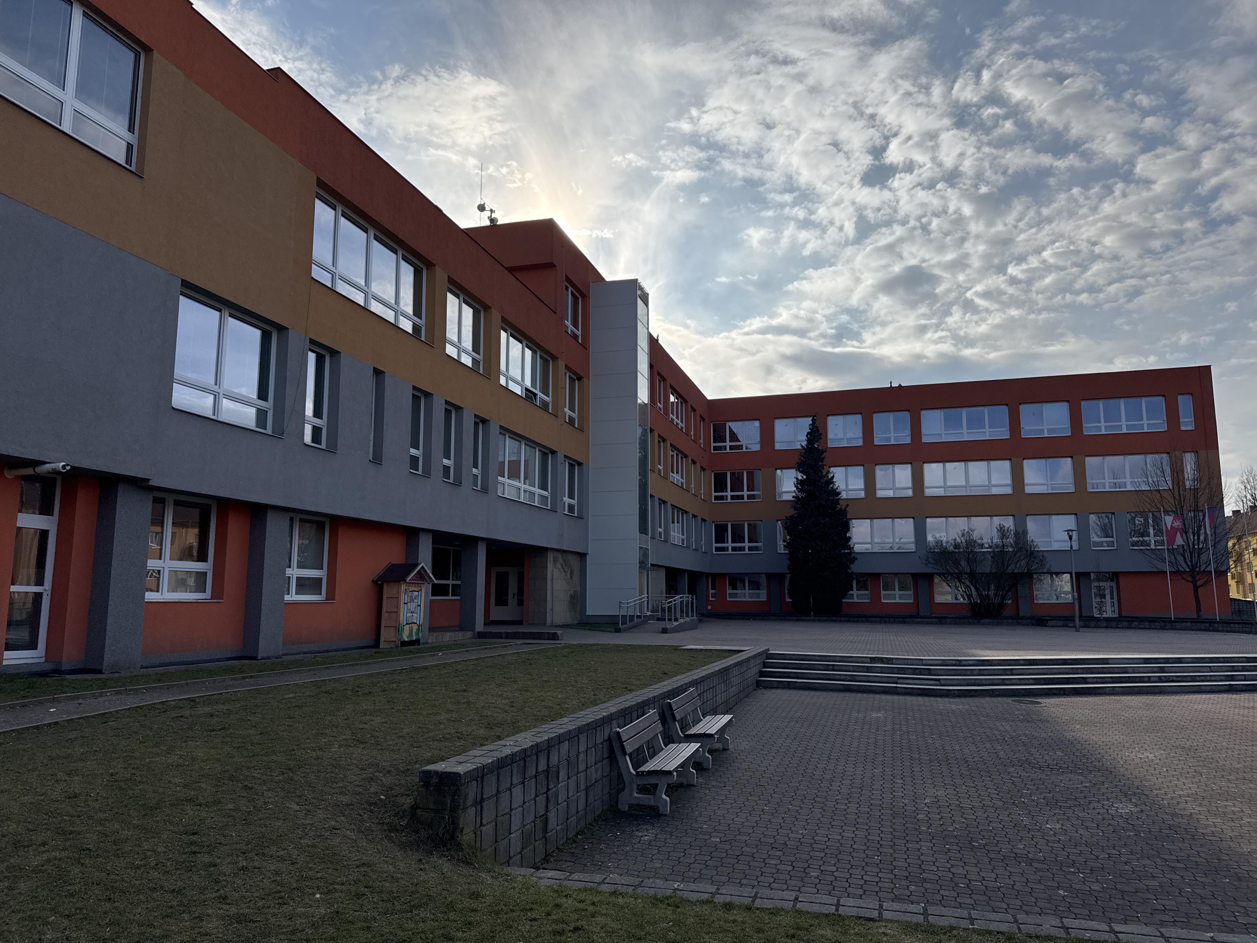 ZŠ Slaný, Rabasova foto 4