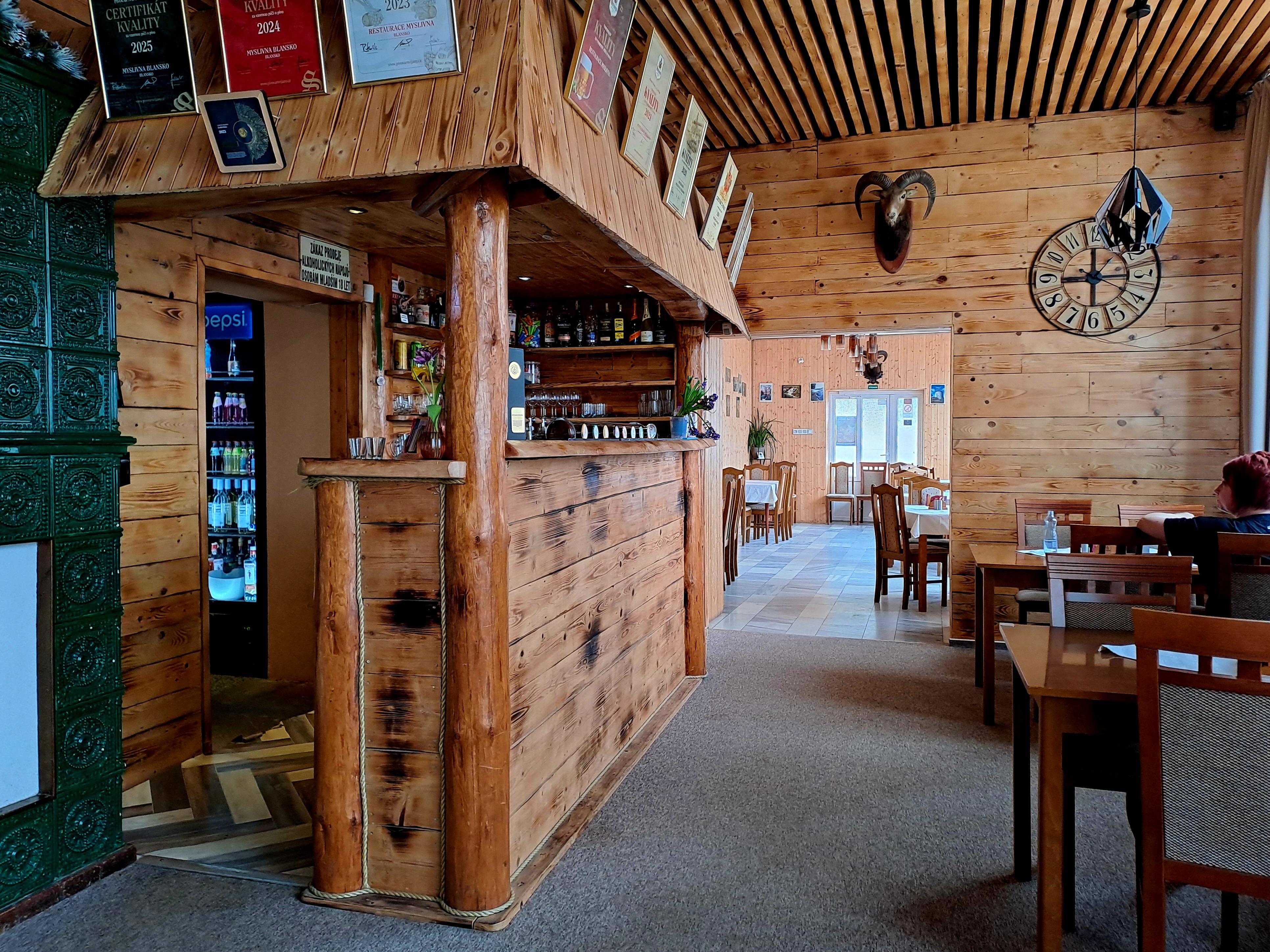Restaurace Myslivna foto 2