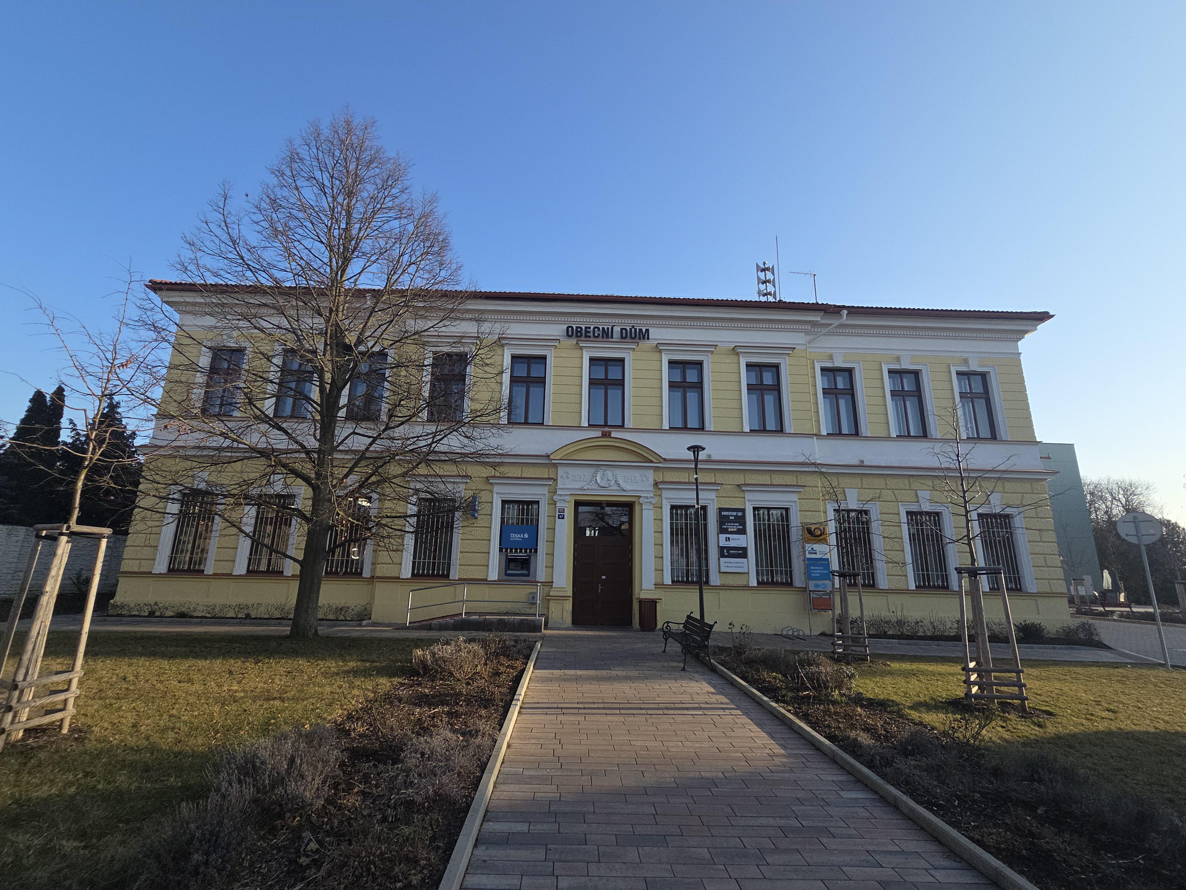 Městská knihovna Rudná foto 2