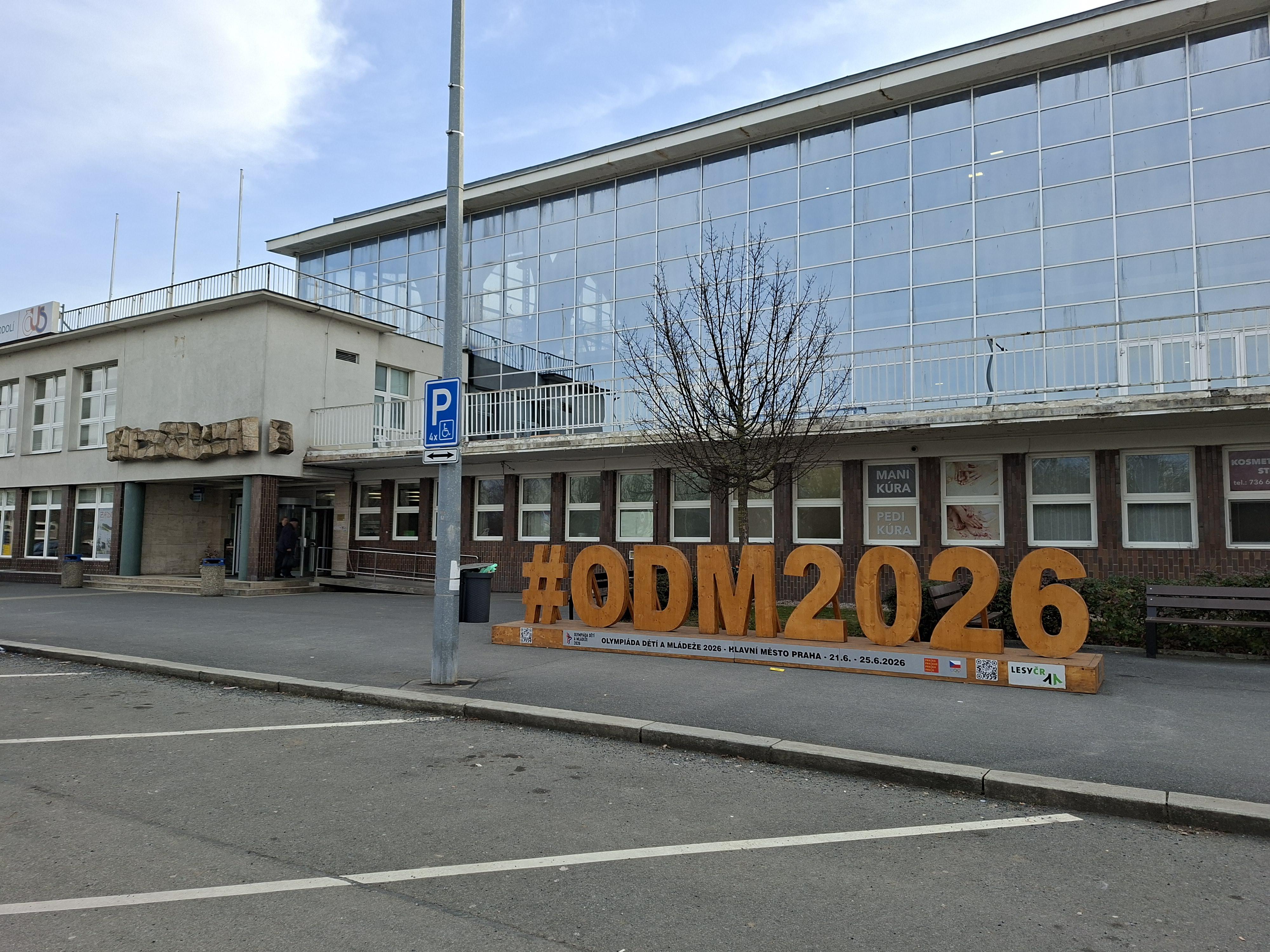 Plavecký stadion Podolí