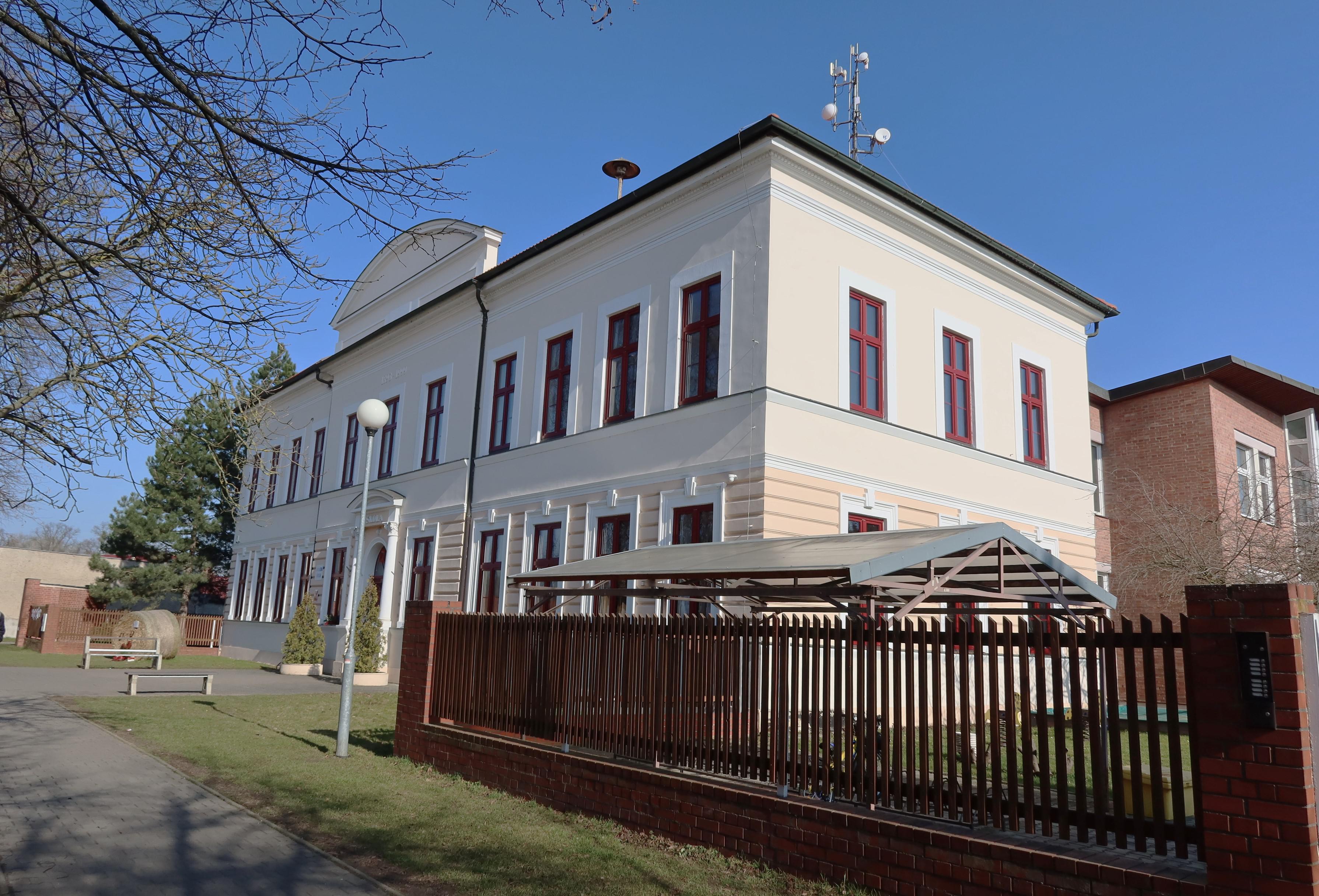 ZŠ Obříství foto 3