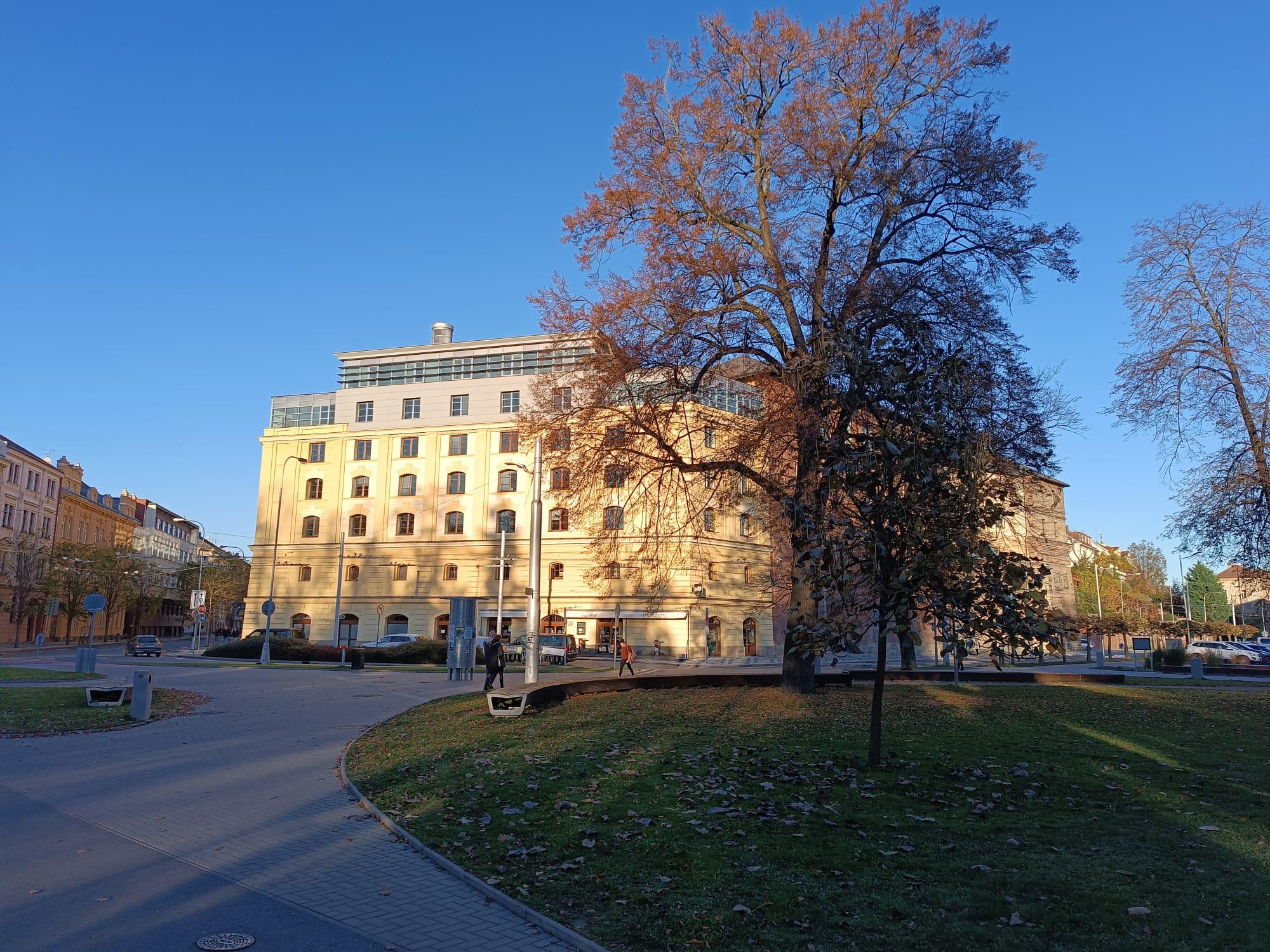 Krajský úřad Královéhradeckého kraje foto 3