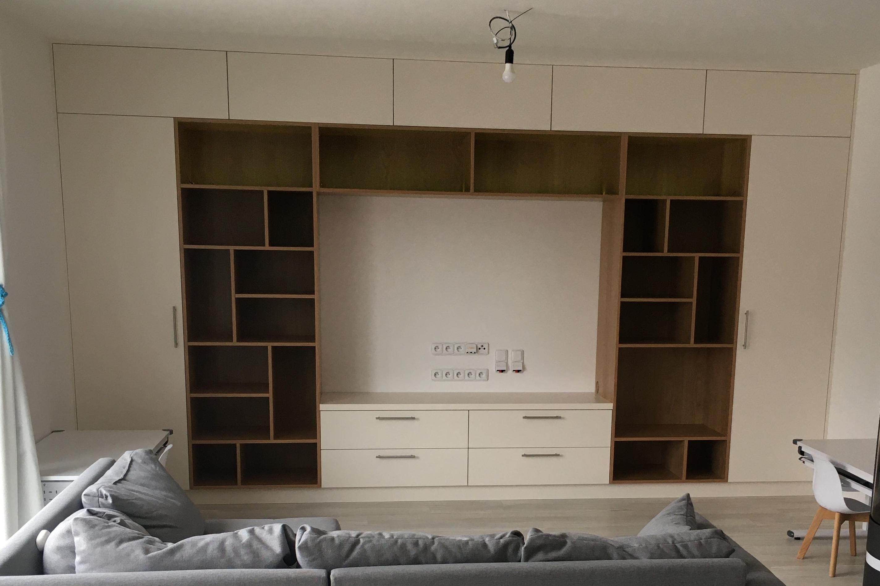 Vestavěné skříně na míru – využijte svůj prostor