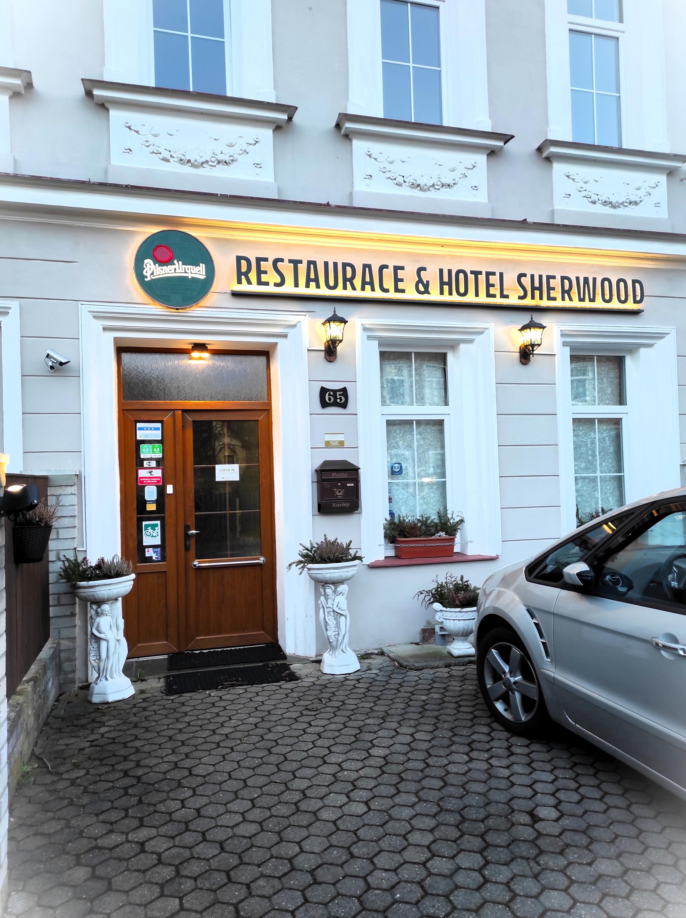 RESTAURACE A PIZZERIE SHERWOOD foto 4