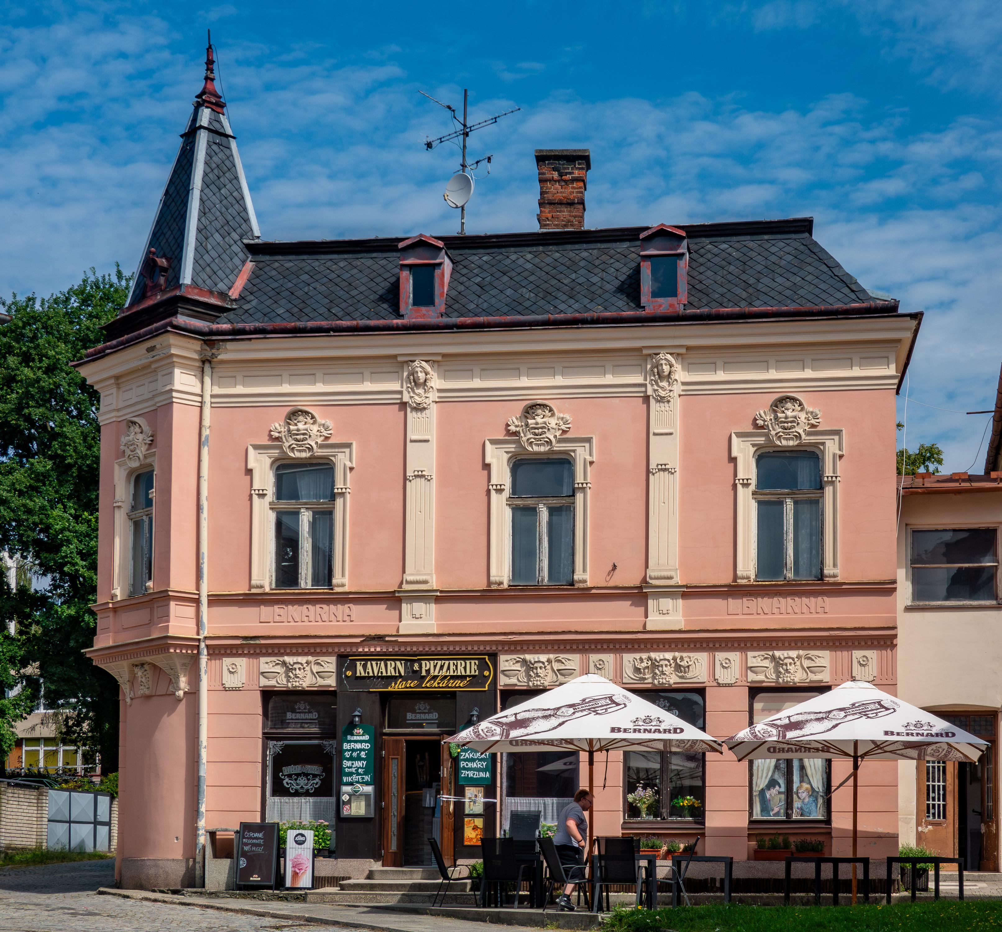 Kavárna & Pizzerie na Staré lékarně foto 2