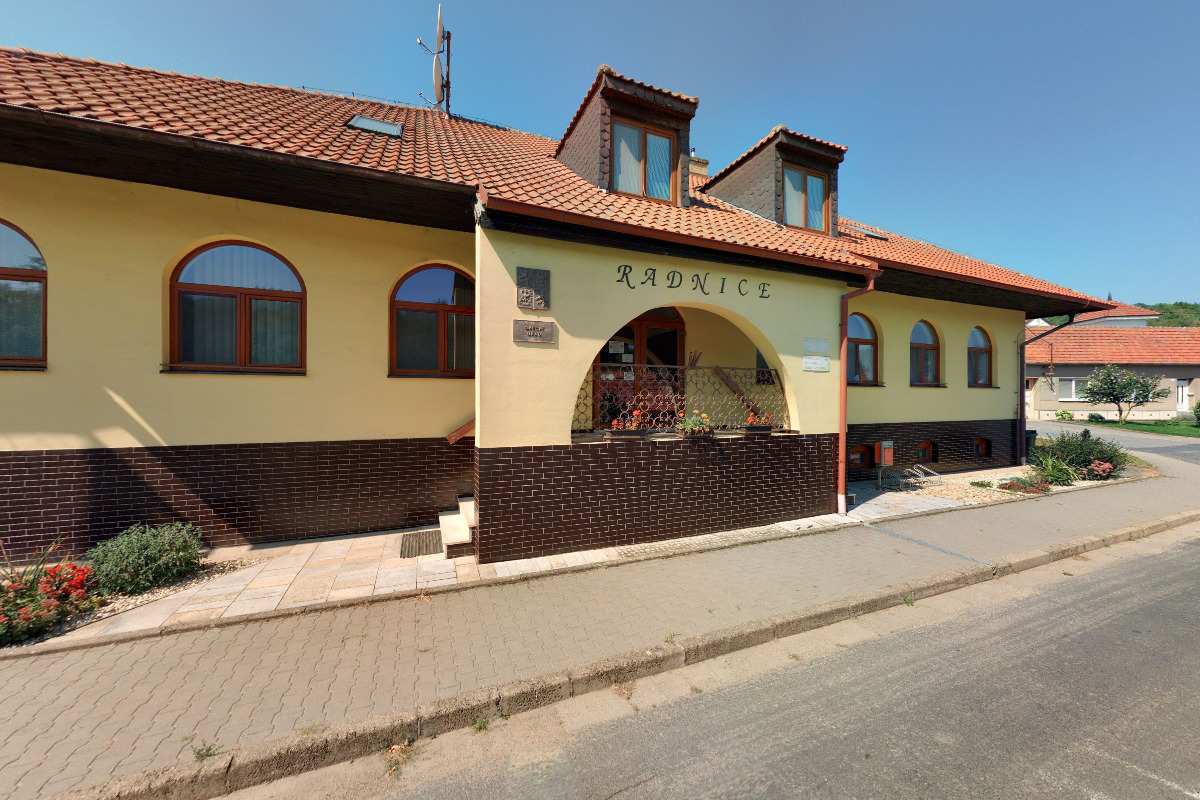 Horní Bojanovice - obecní úřad foto 2