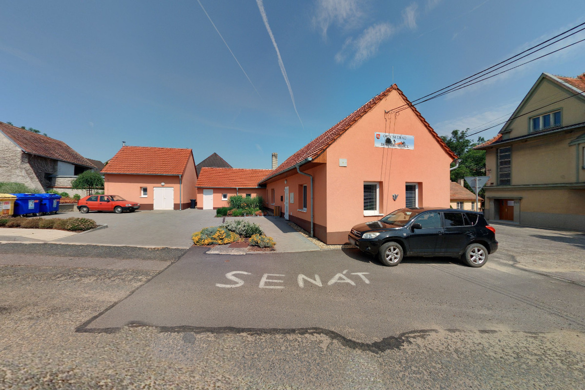 Horní Kounice - obecní úřad foto 2