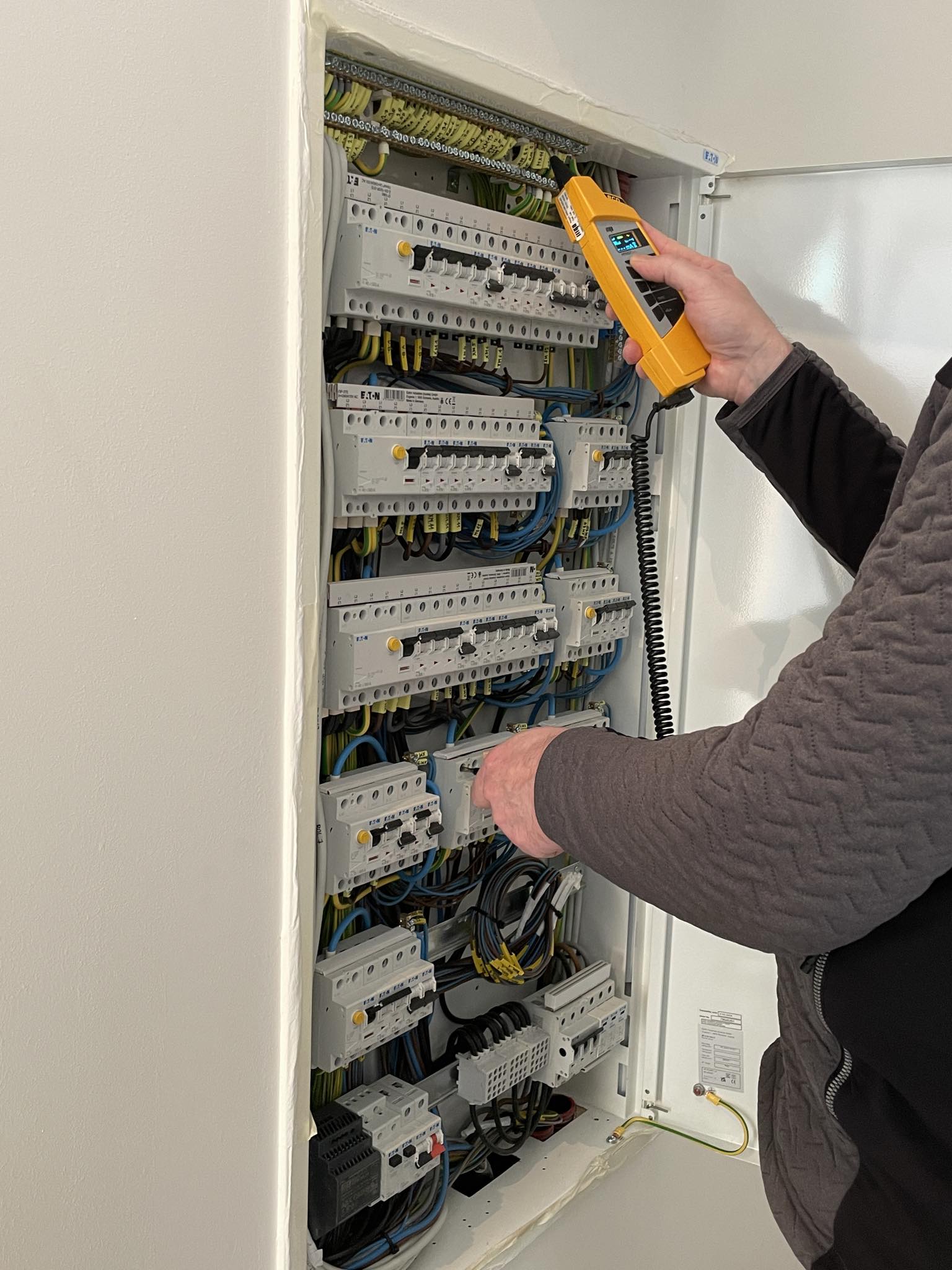 Údržba a oprava elektroinstalace