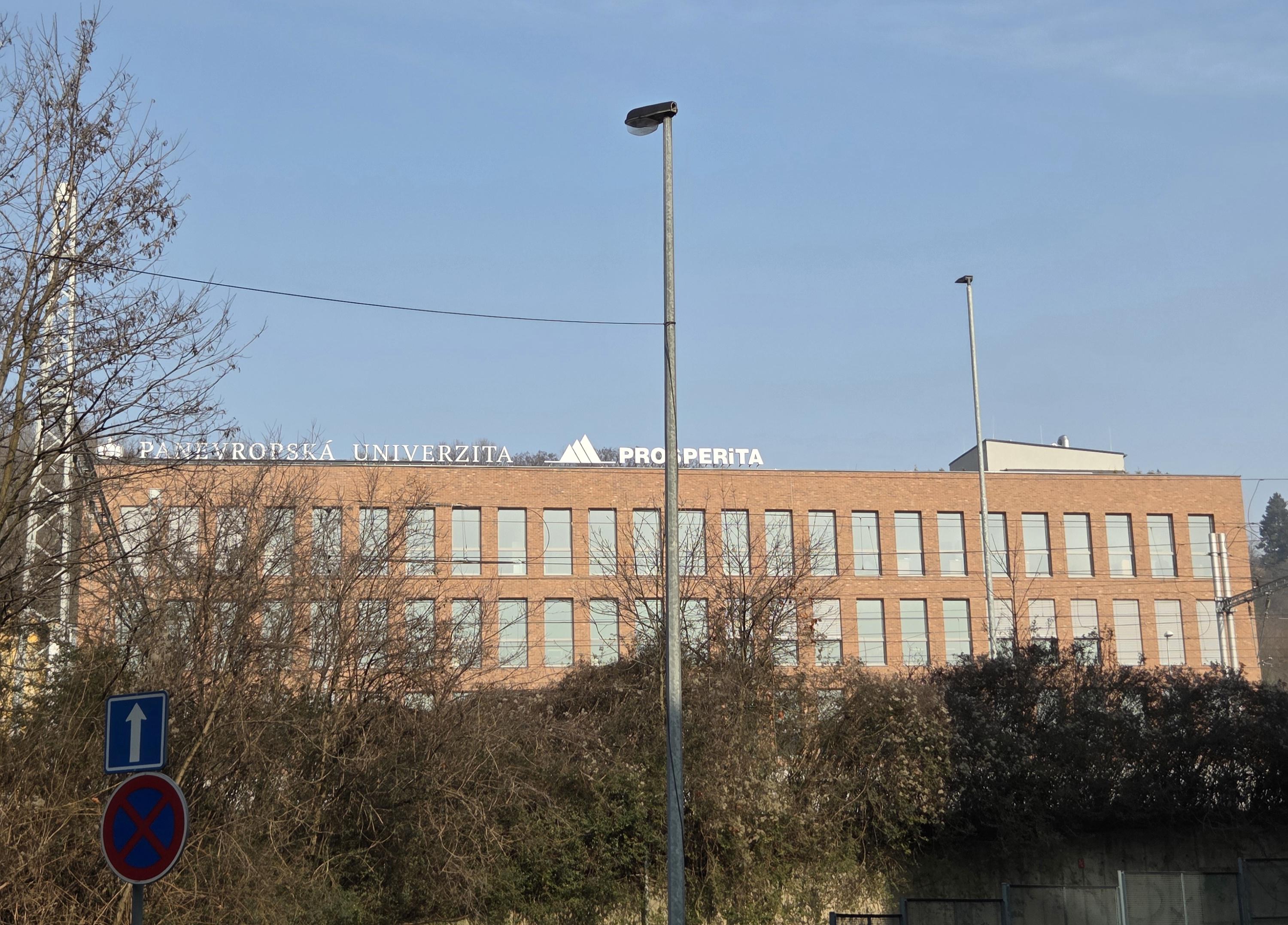 Panevropská univerzita foto 2