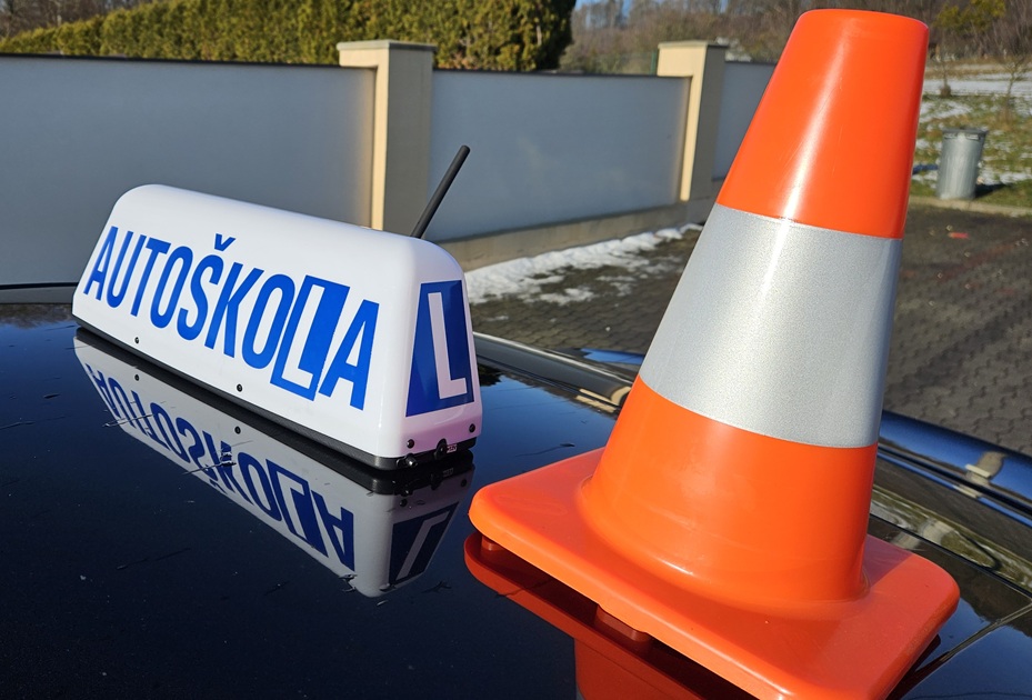 AutoškolaVsetín.eu foto 3