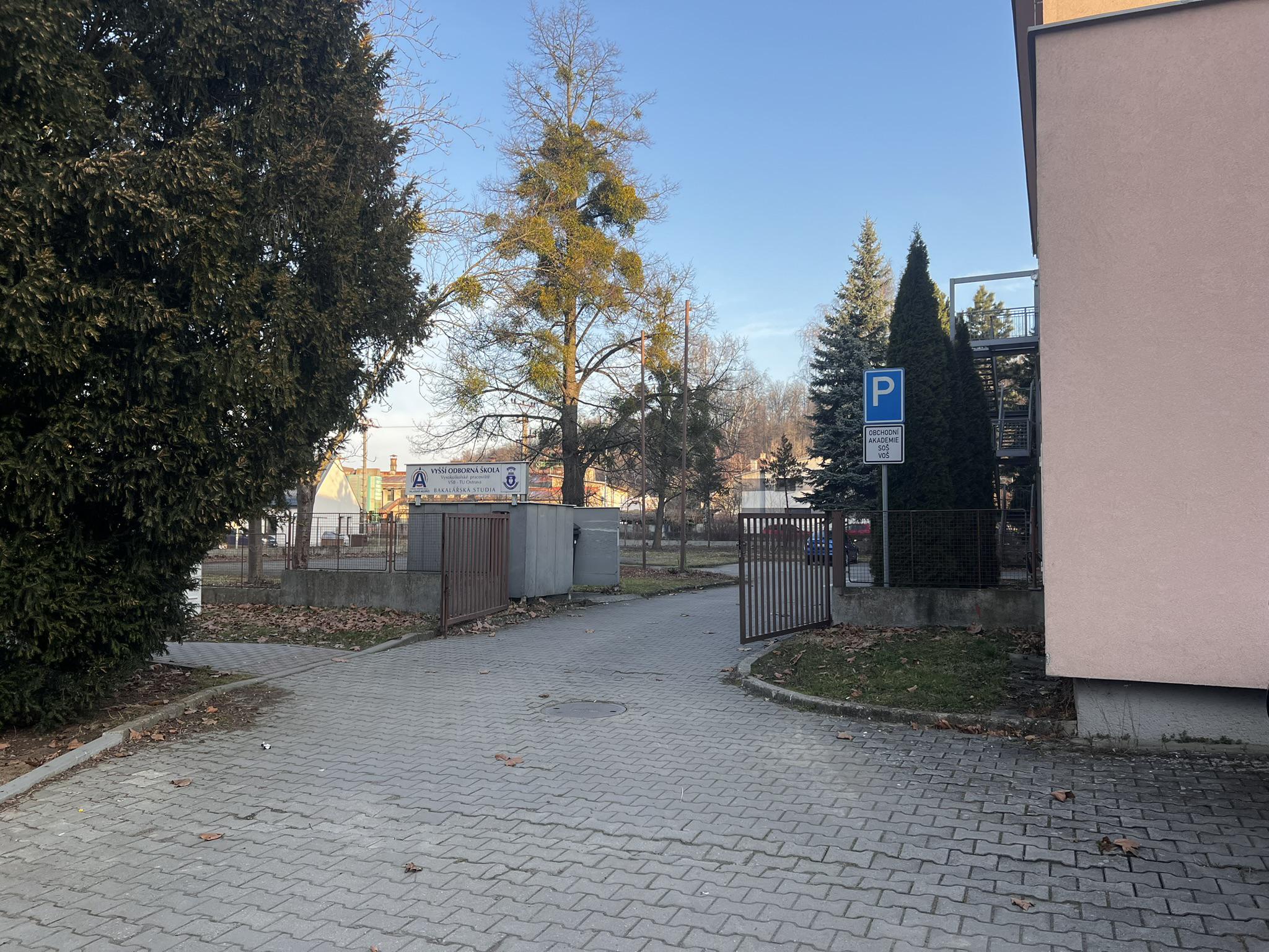 Vyšší odborná škola Valašské Meziříčí foto 2