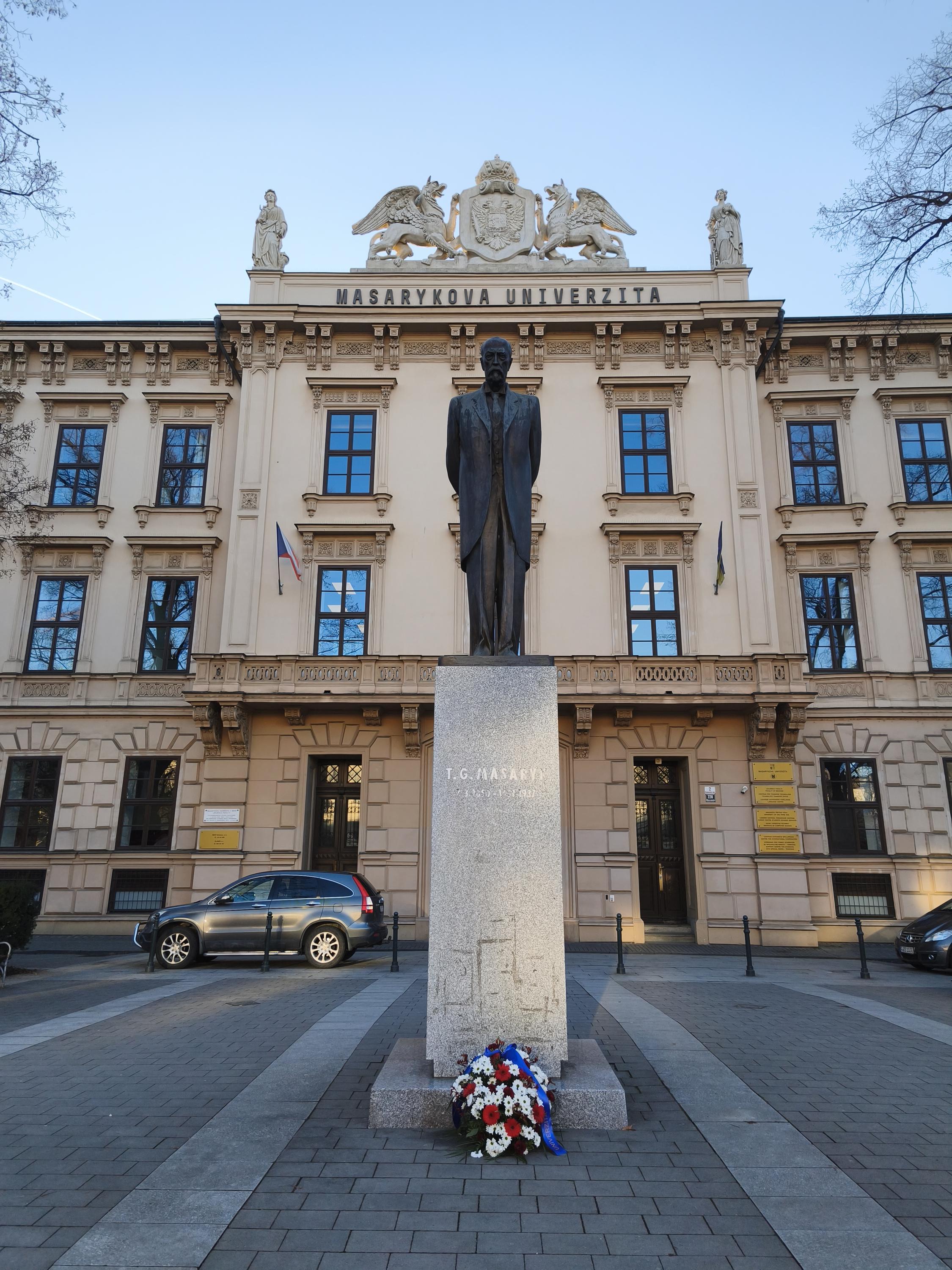 Katedra optometrie a ortoptiky Lékařské fakulty Masarykovy univerzity foto 6