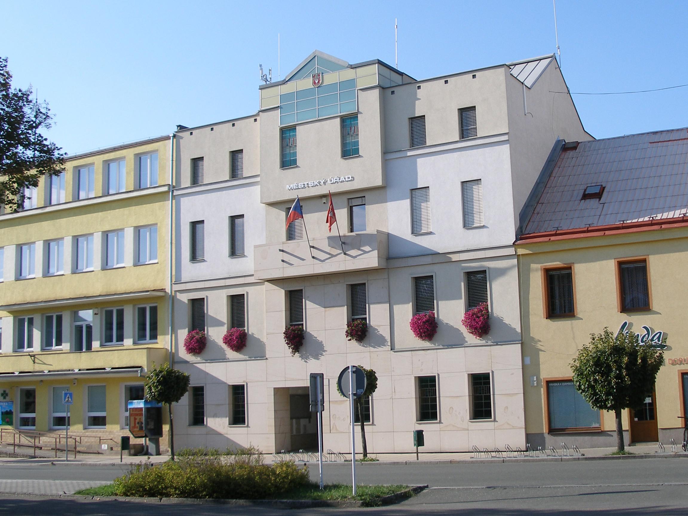 Týniště nad Orlicí - městský úřad foto 4